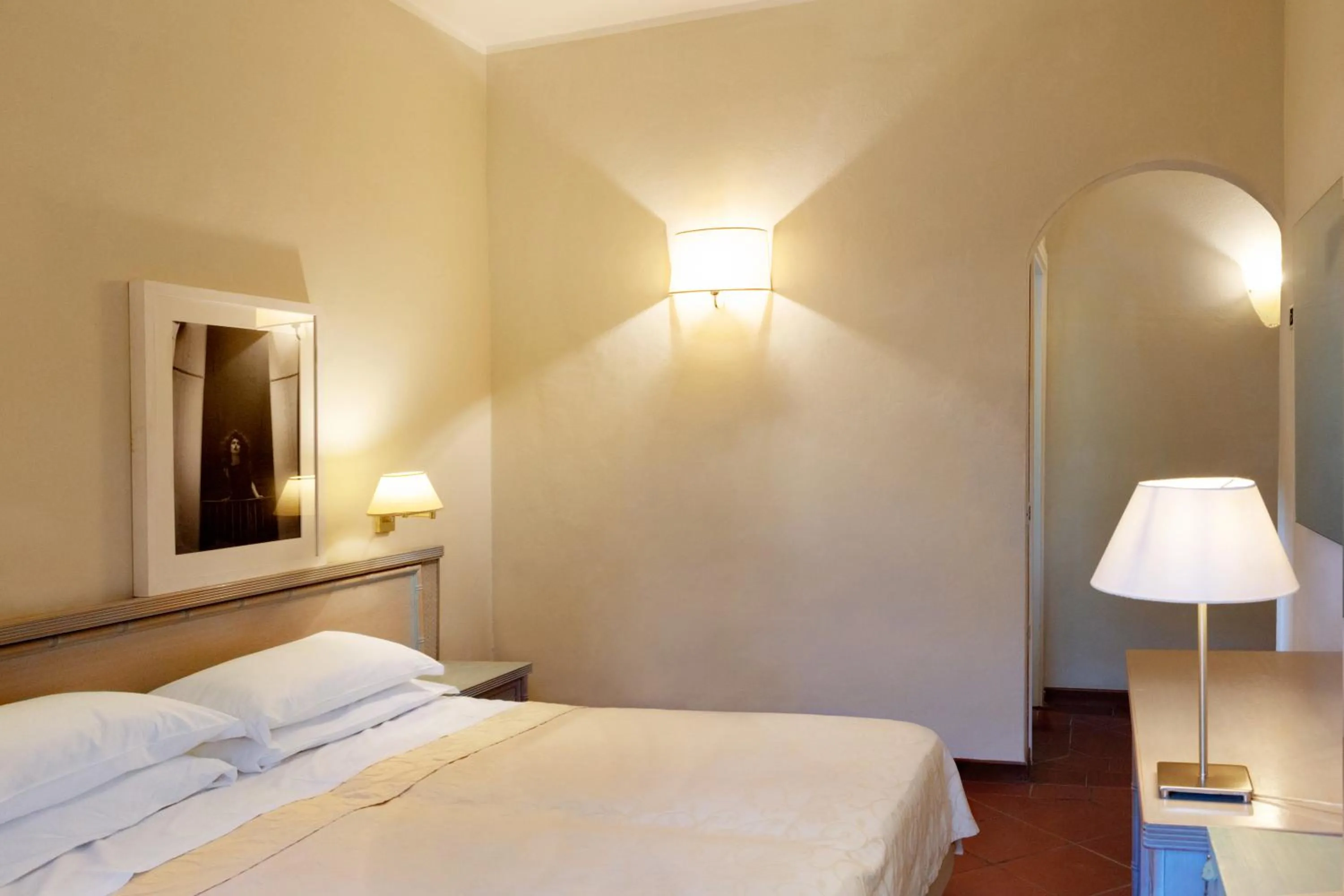 Bed in Hotel Mignon