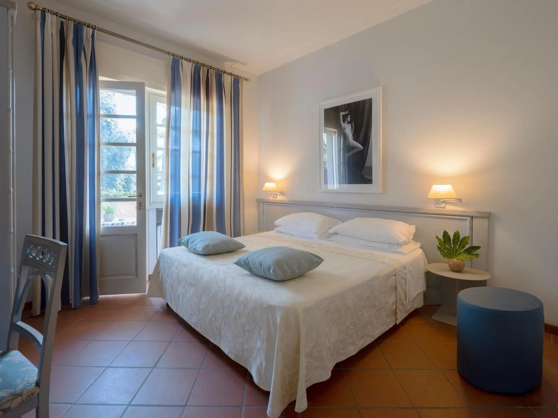 Bed in Hotel Mignon