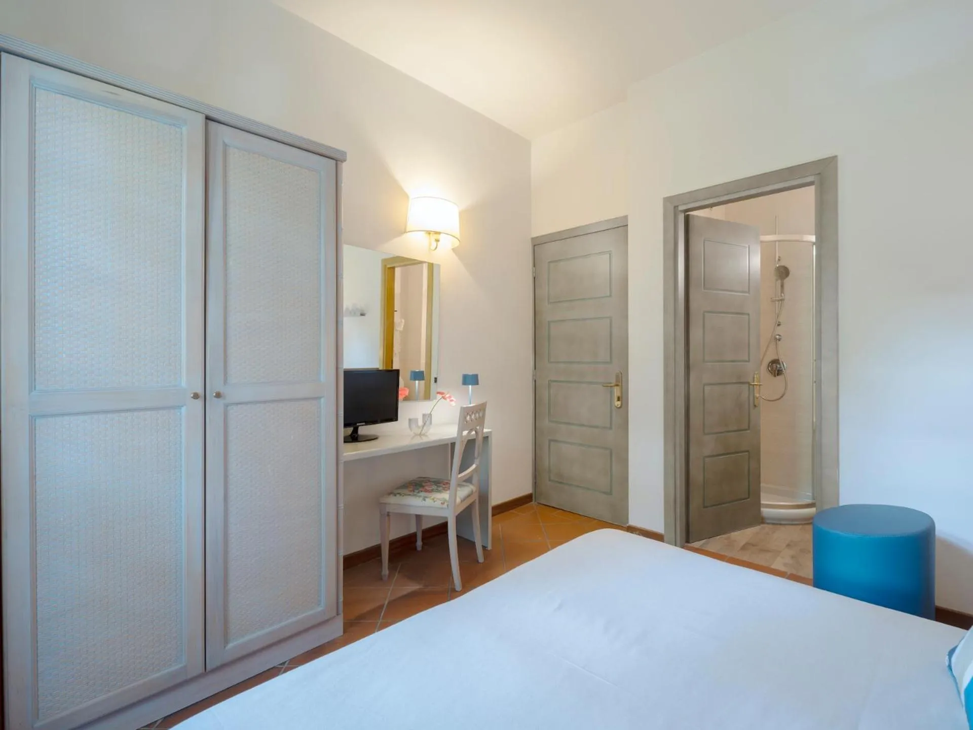 Bed in Hotel Mignon
