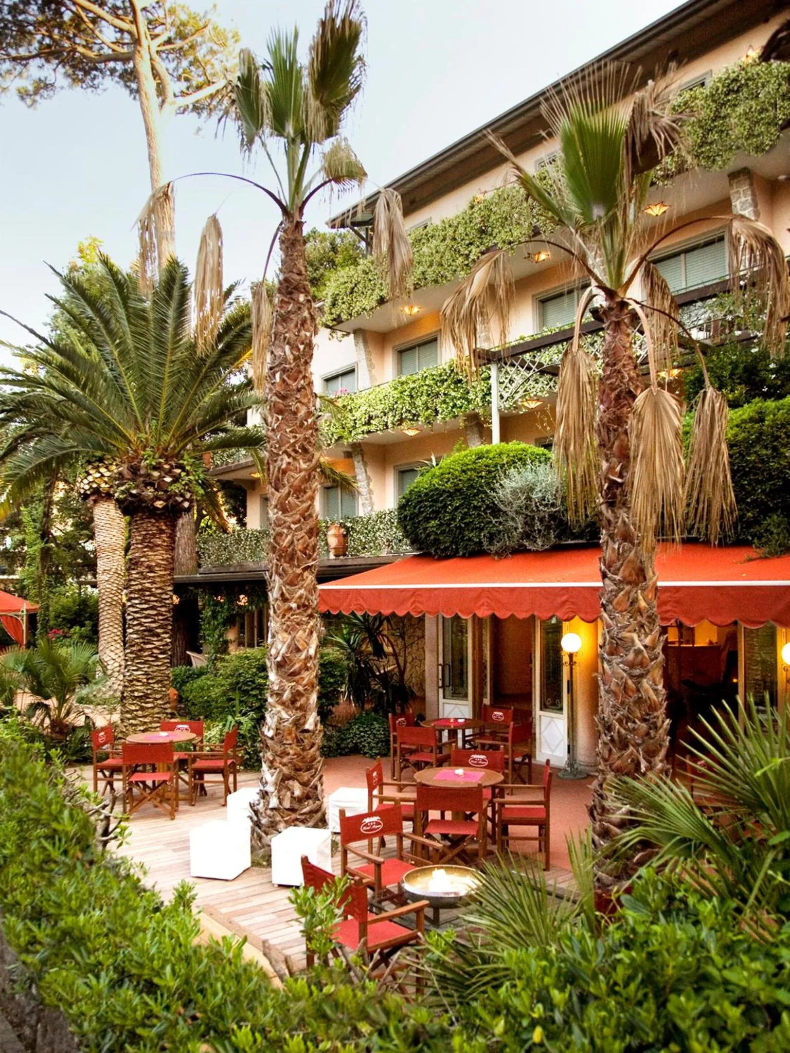 Facade/entrance in Hotel Mignon