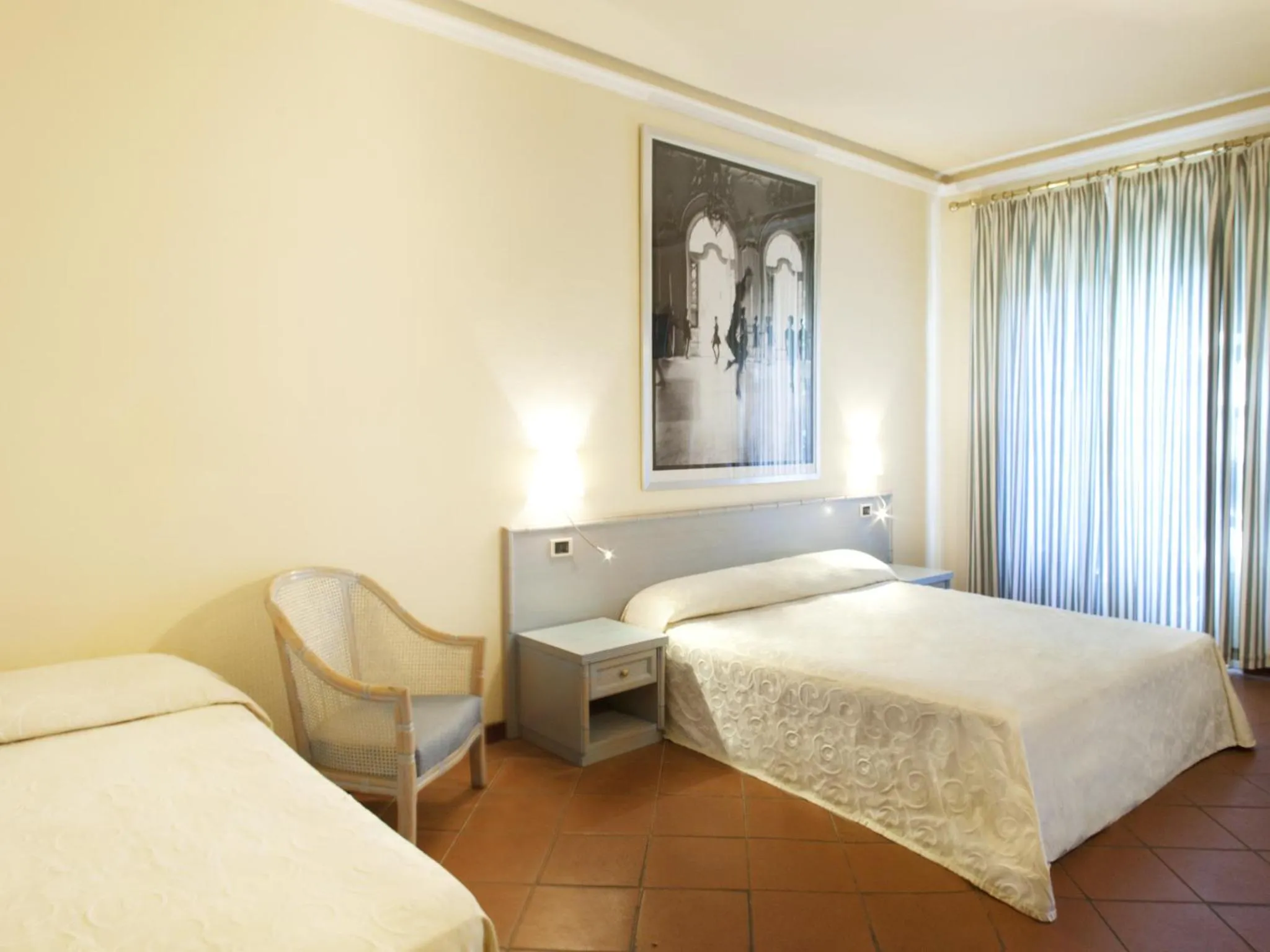 Photo of the whole room, Bed in Hotel Mignon