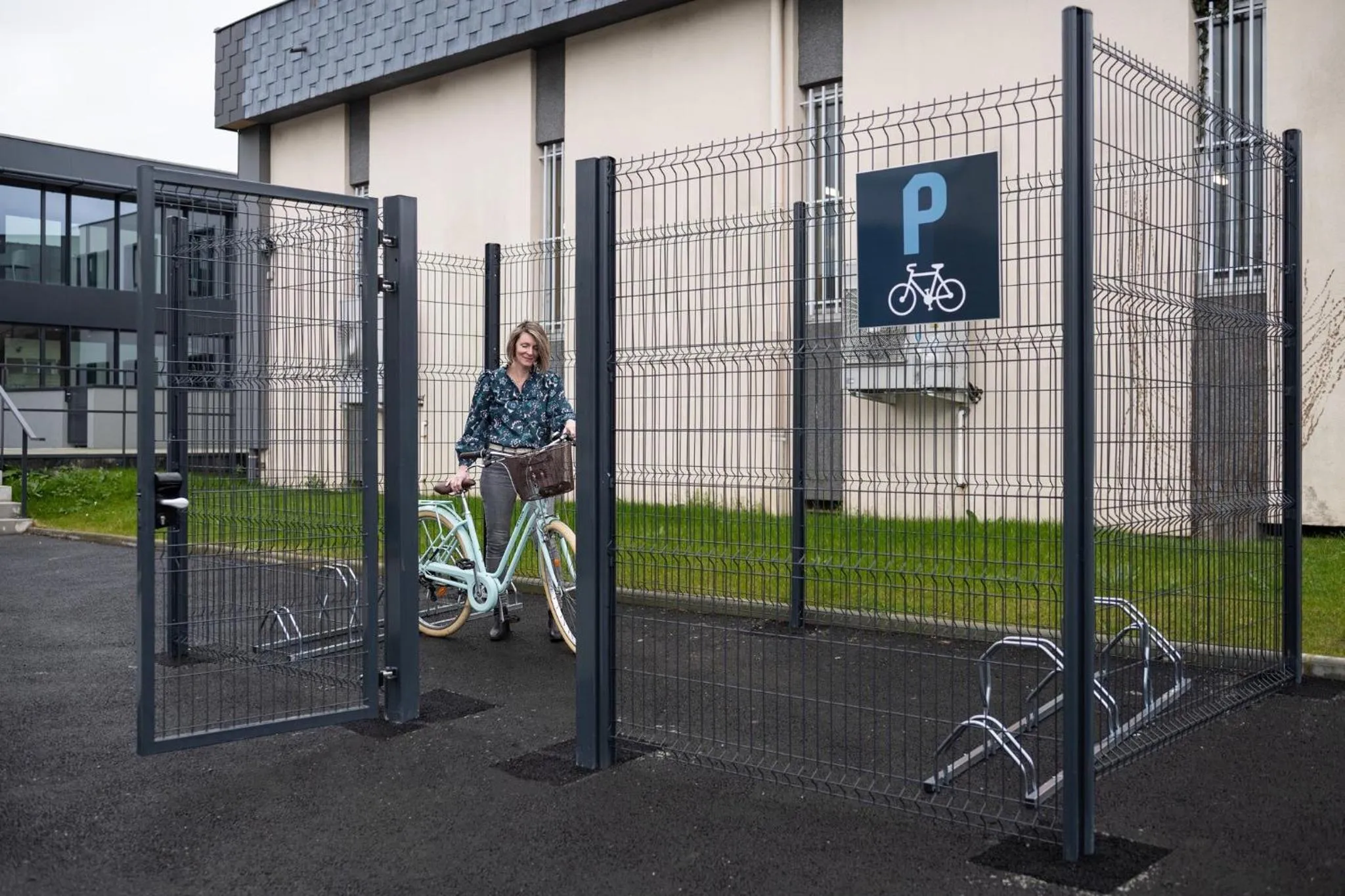 Parking in Kyriad Prestige Saint-Malo