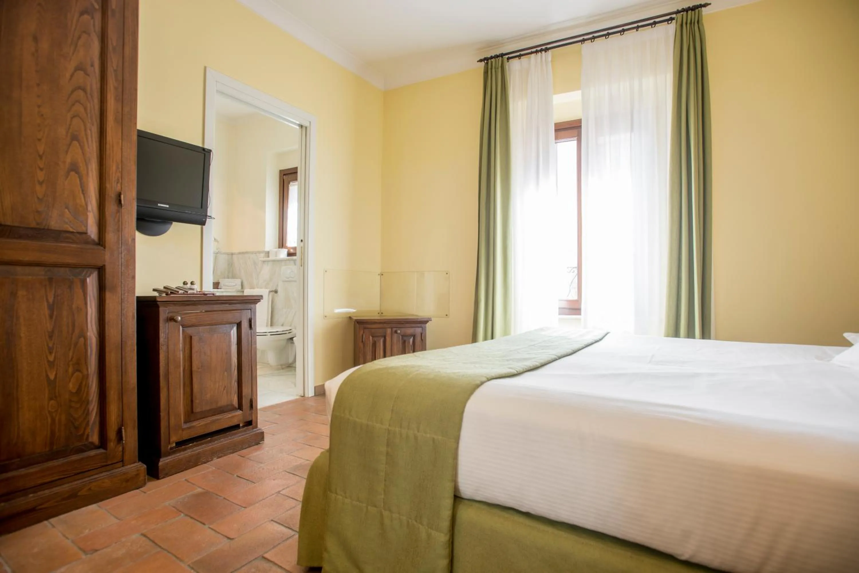 Photo of the whole room, Bed in Oste del Castello Wellness & Bike Hotel