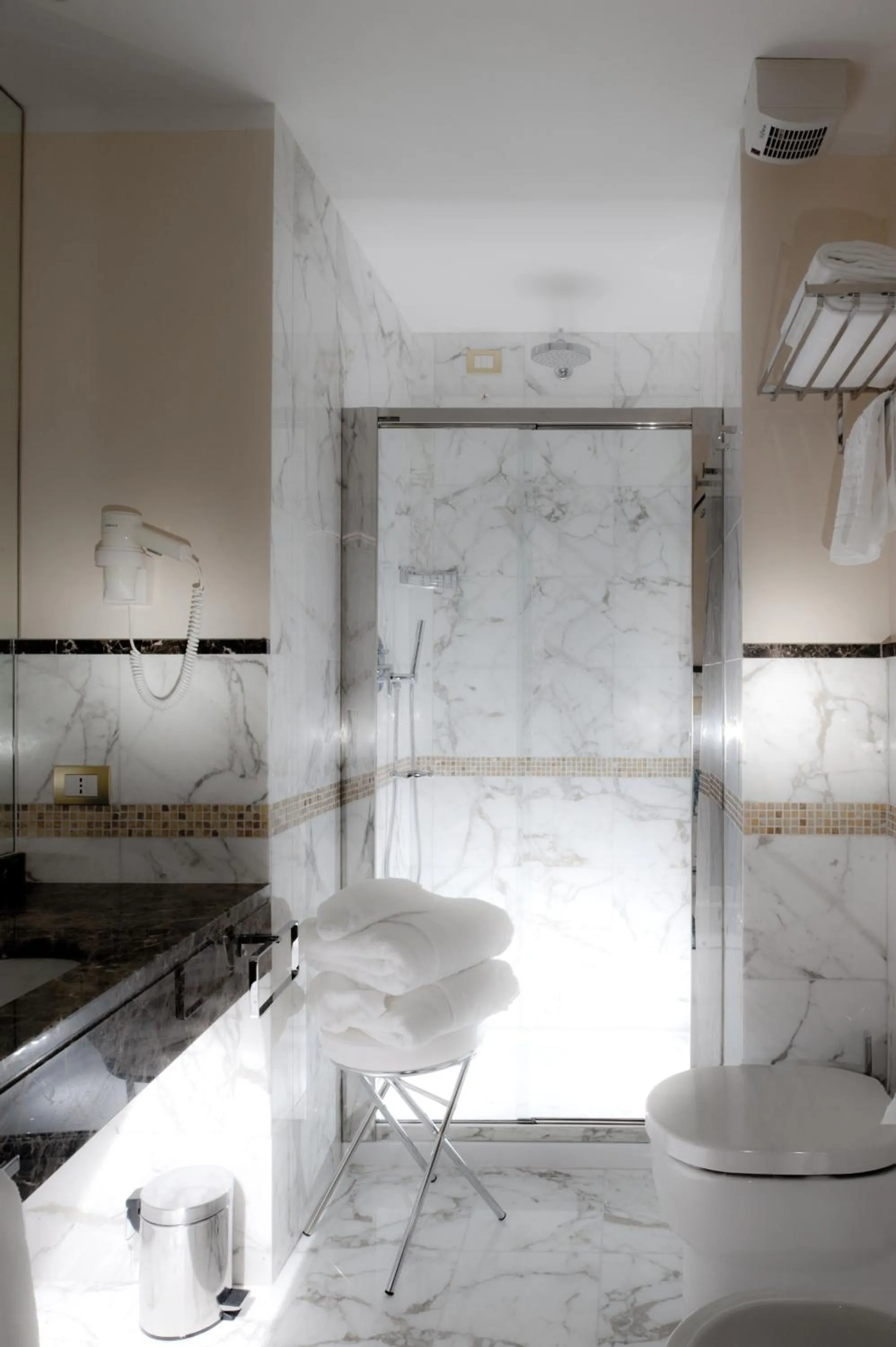 Bathroom in Oste del Castello Wellness & Bike Hotel