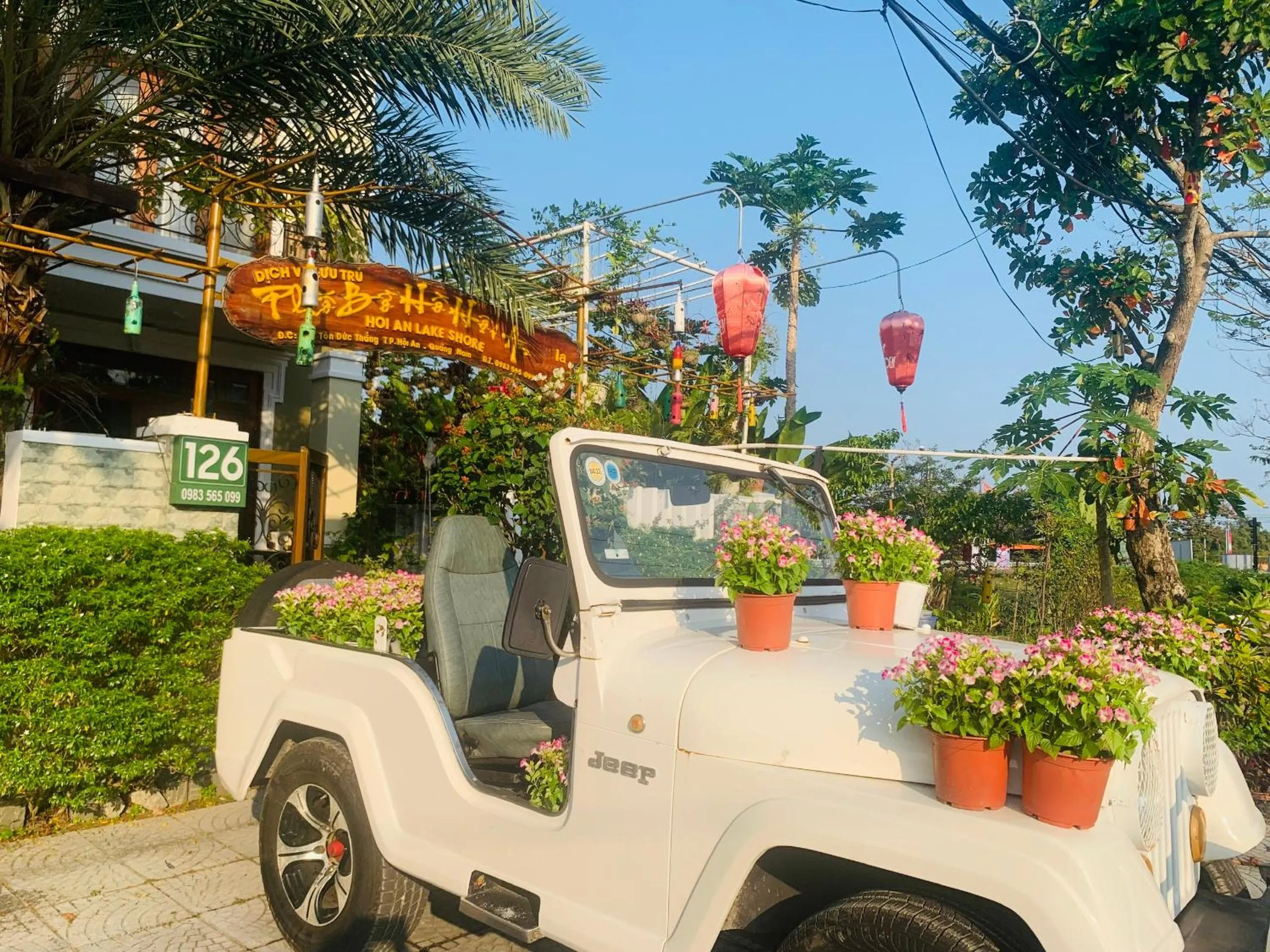 Decorative detail in Villa Lake Shore Hoi An
