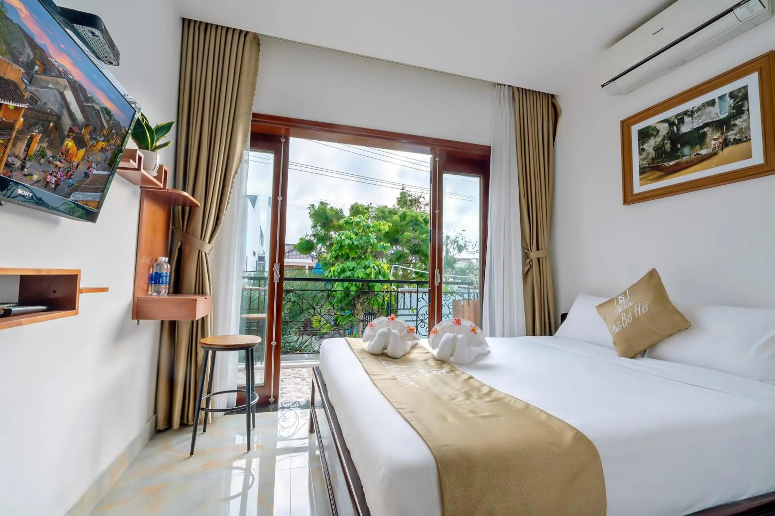 Balcony/Terrace in Villa Lake Shore Hoi An