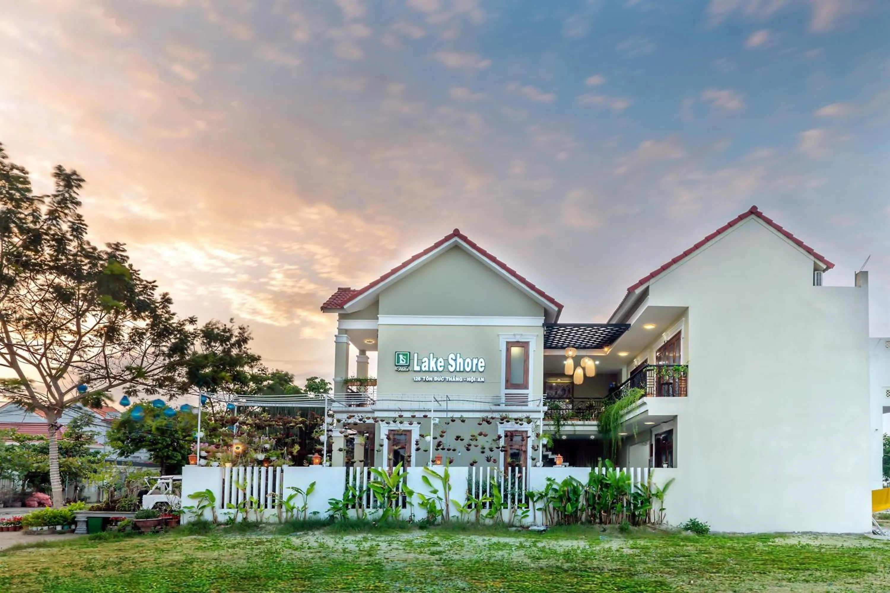 Property building in Villa Lake Shore Hoi An