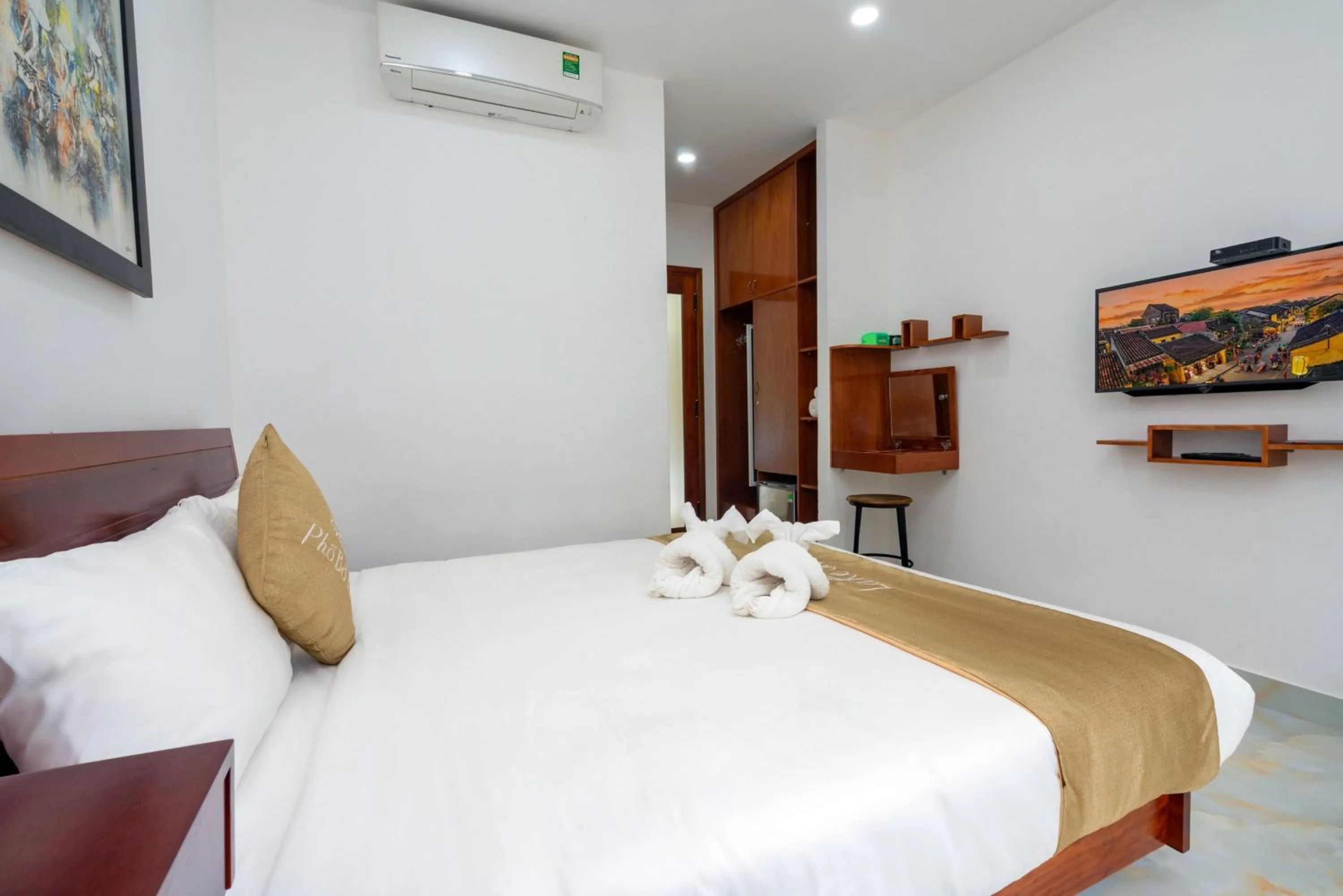 Photo of the whole room in Villa Lake Shore Hoi An