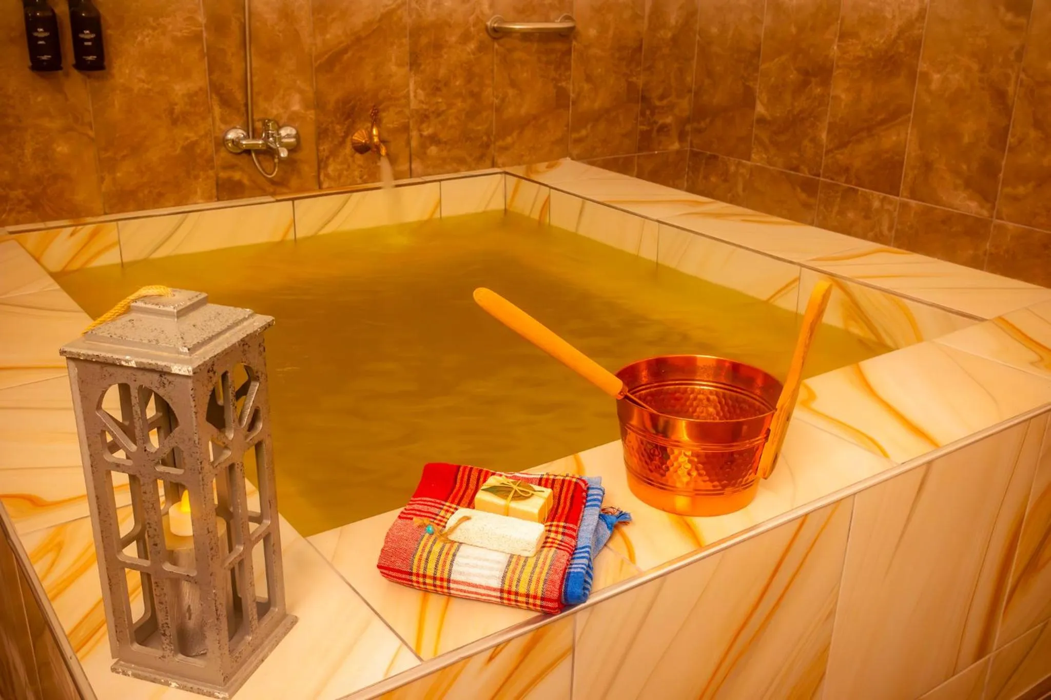 Hot Spring Bath in Continent Hotel Kapadokus Thermal