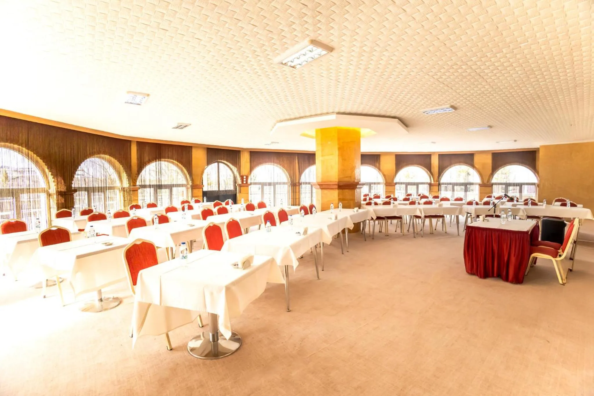 Meeting/conference room in Continent Hotel Kapadokus Thermal
