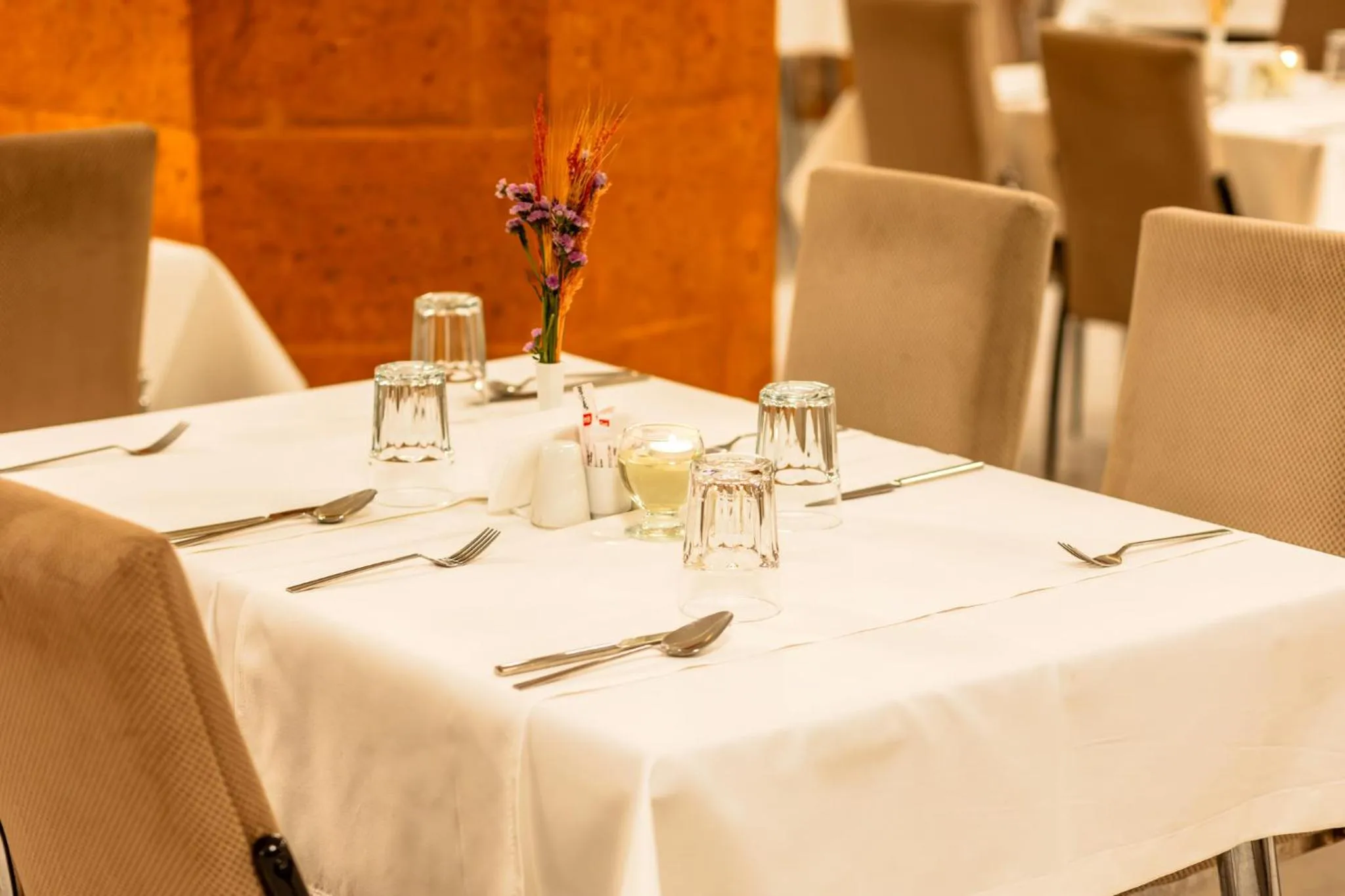 Restaurant/places to eat in Continent Hotel Kapadokus Thermal