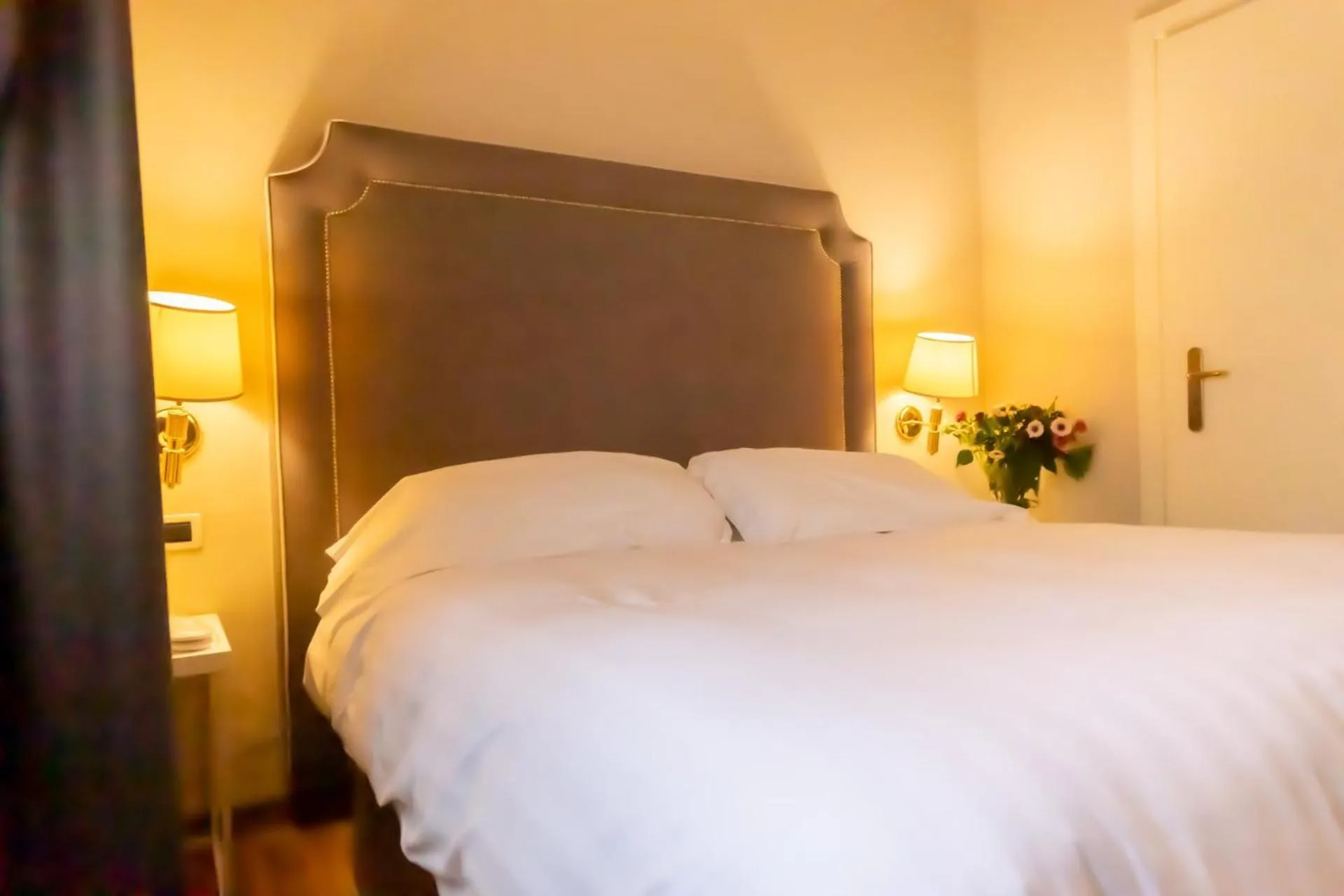 Bed in Hotel Viscardo