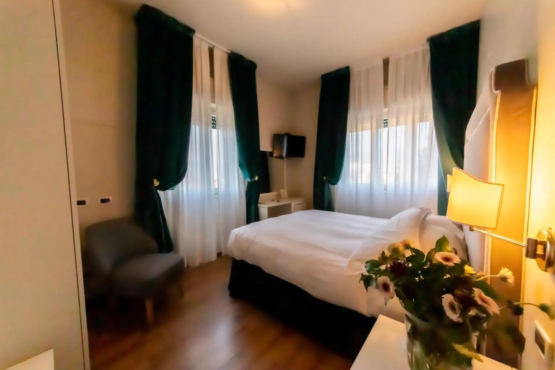 Bed in Hotel Viscardo