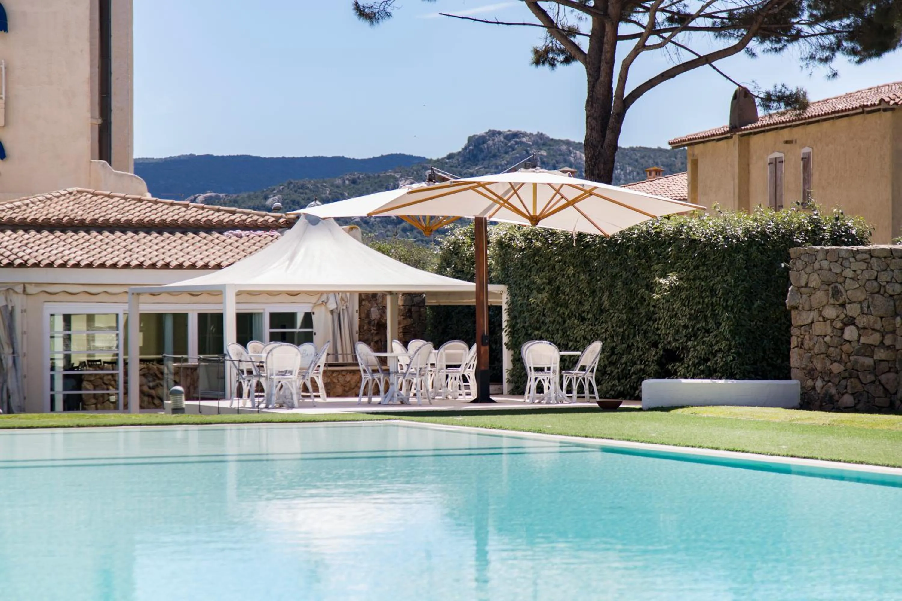 Swimming pool in AHR Baja Hotel & Spa Cannigione