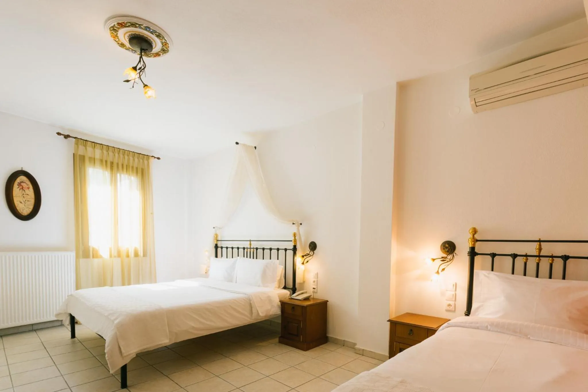 Bedroom, Bed in Archontiko Anemos