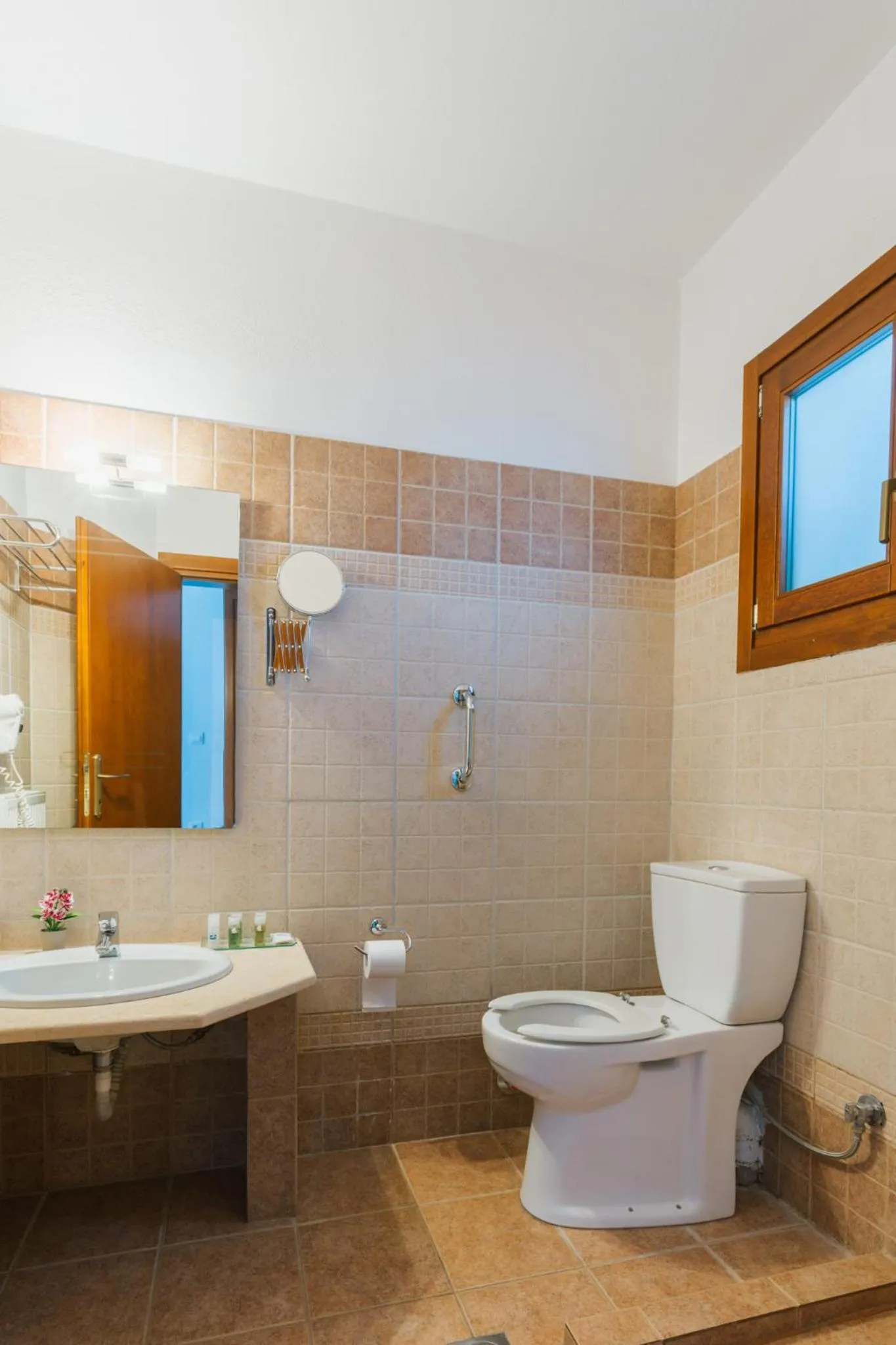 Bathroom in Archontiko Anemos