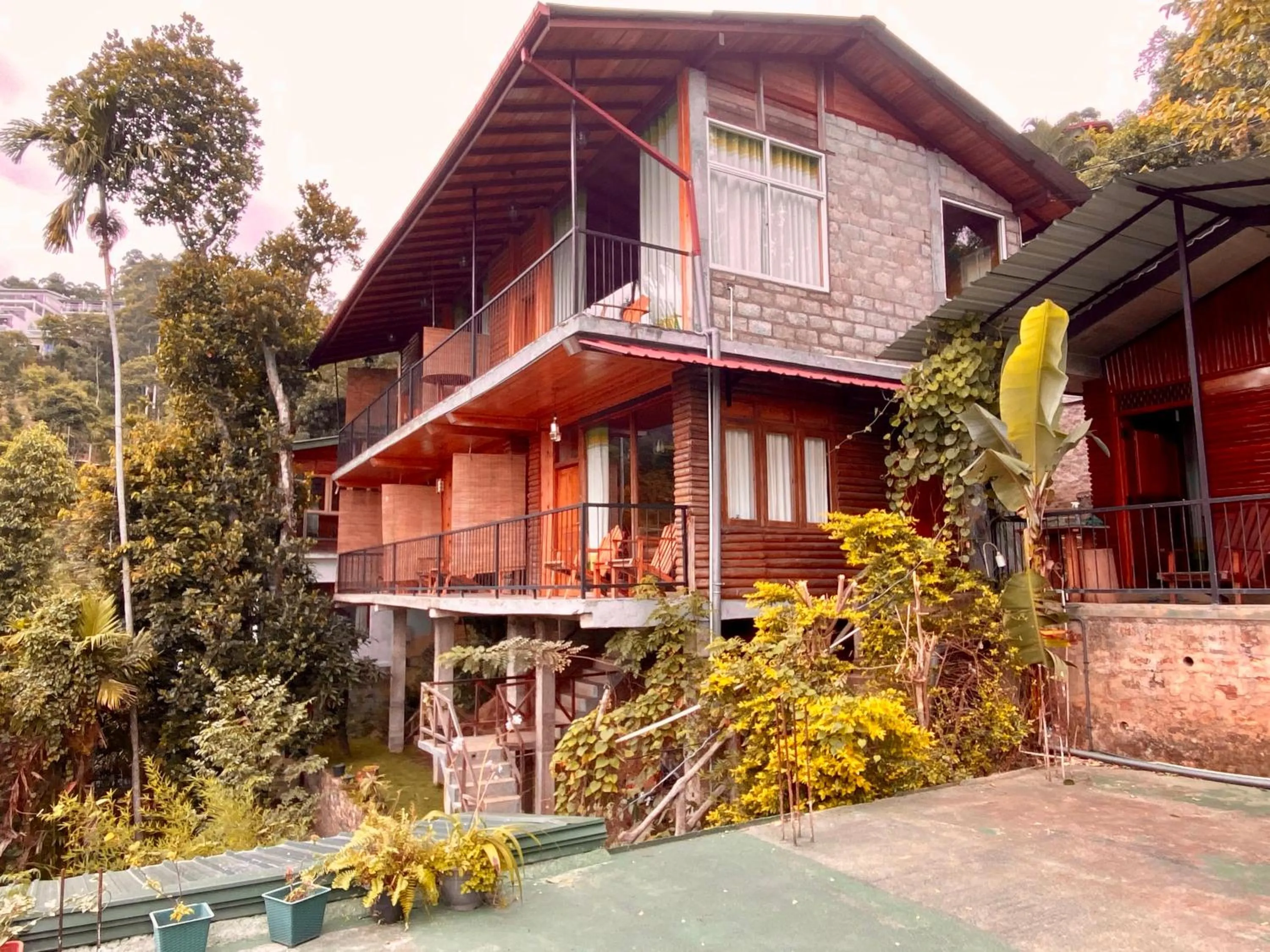 Property building in Country Homes