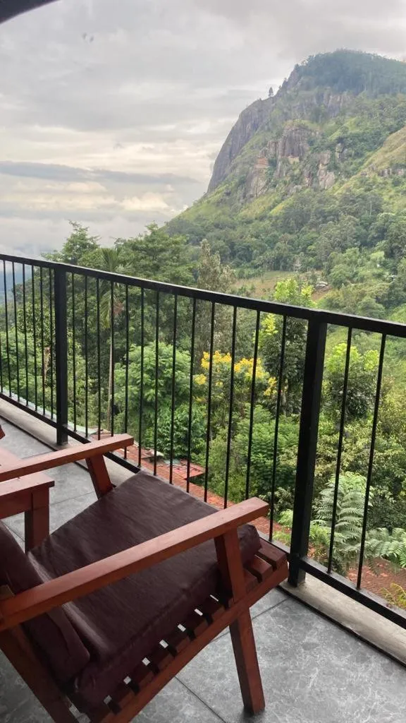 Mountain view in Country Homes