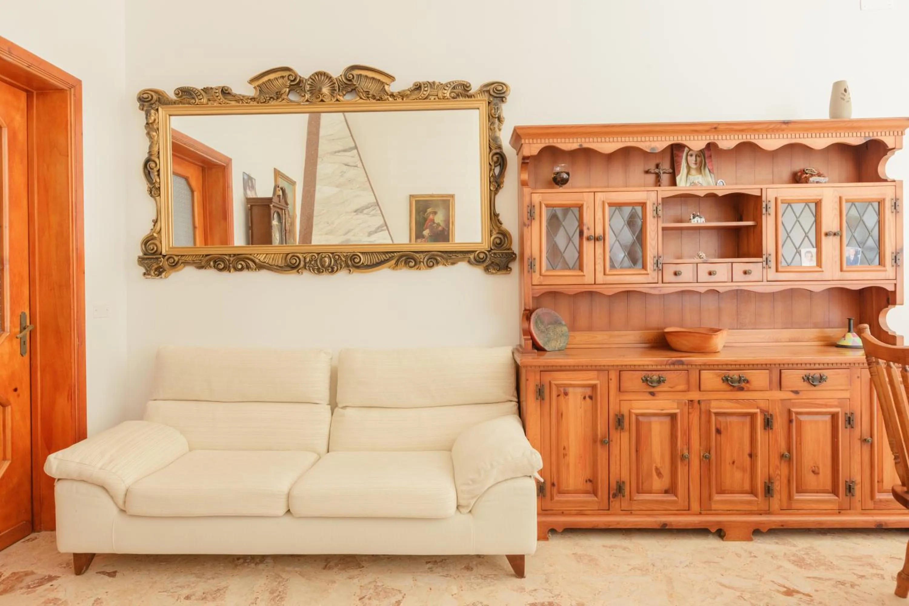 Living room in Casolare Lodedo