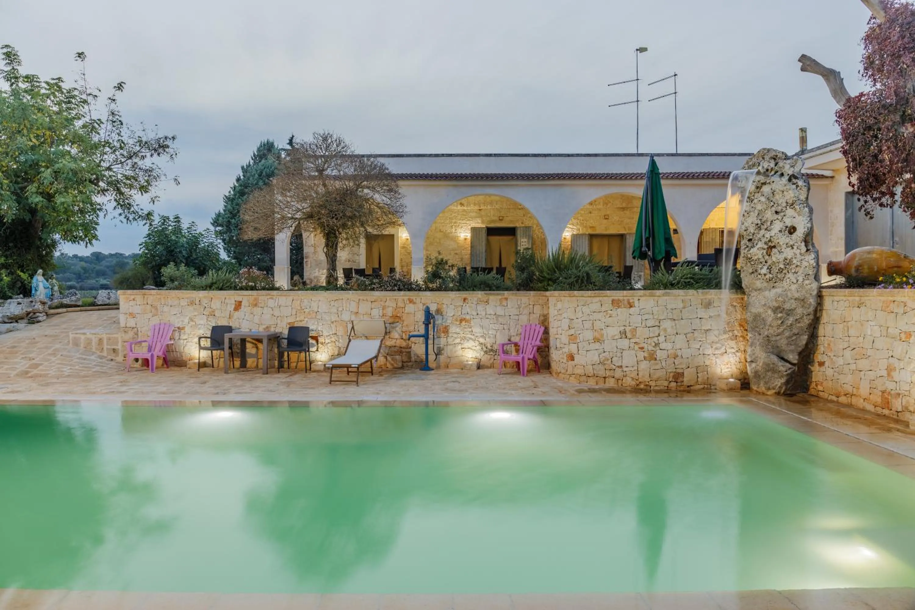 Property building in Casolare Lodedo