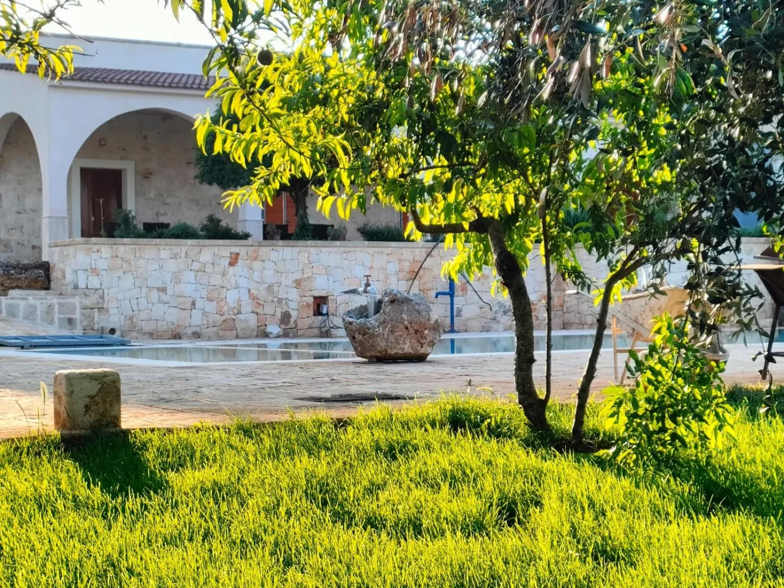 Property building in Casolare Lodedo