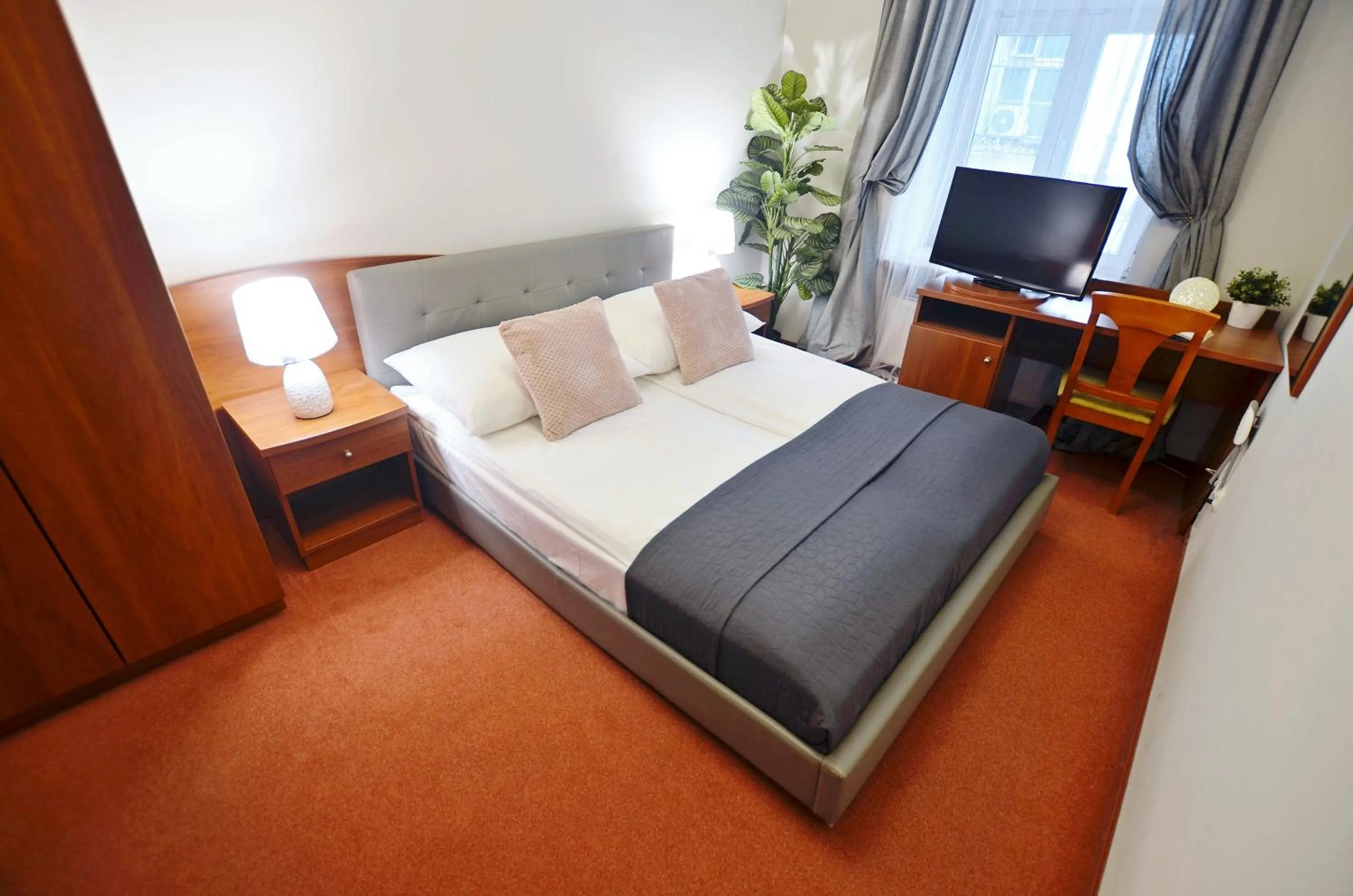 Bed in P&J Apartments Floriańska