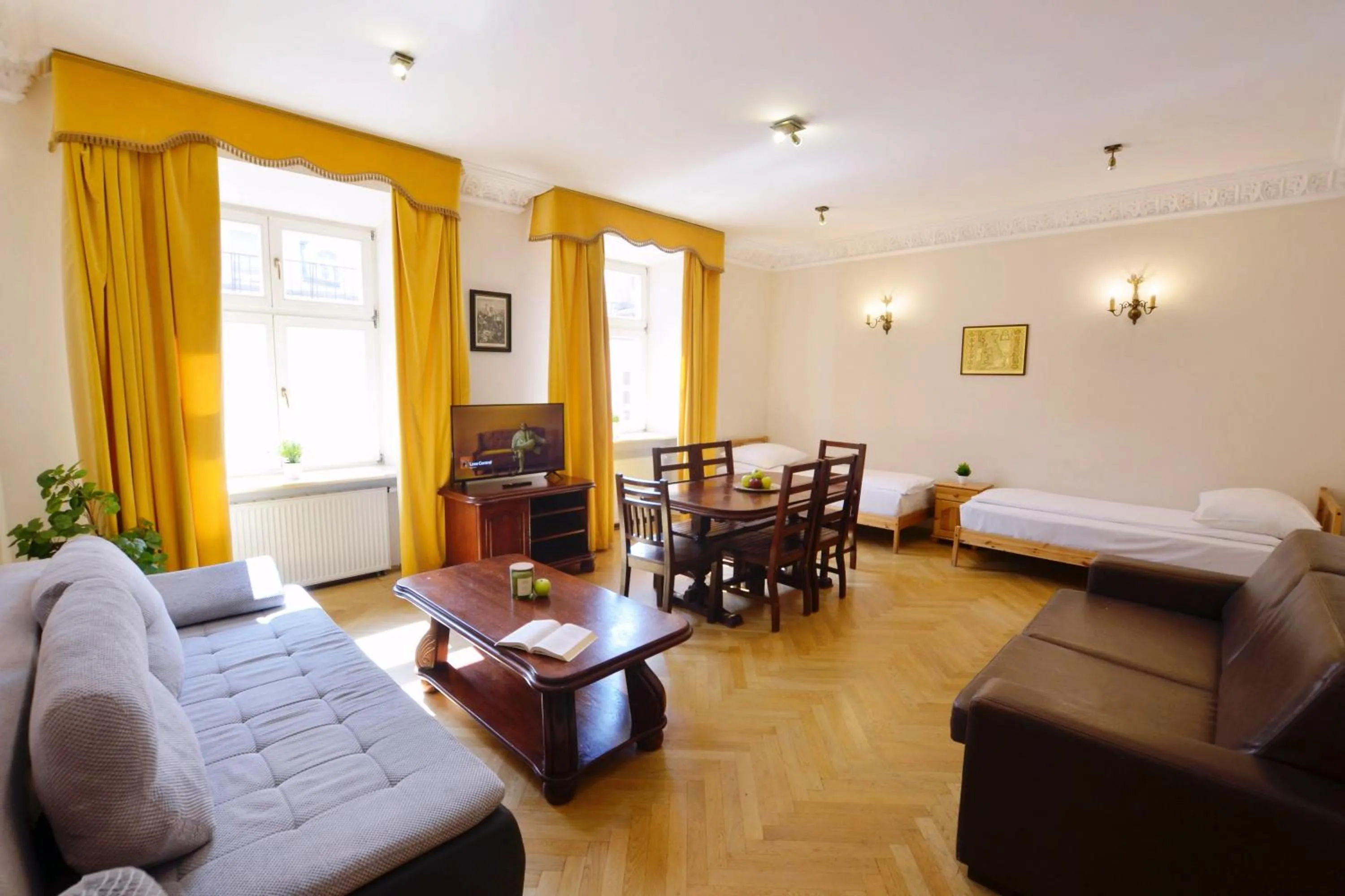 Bed in P&J Apartments Floriańska