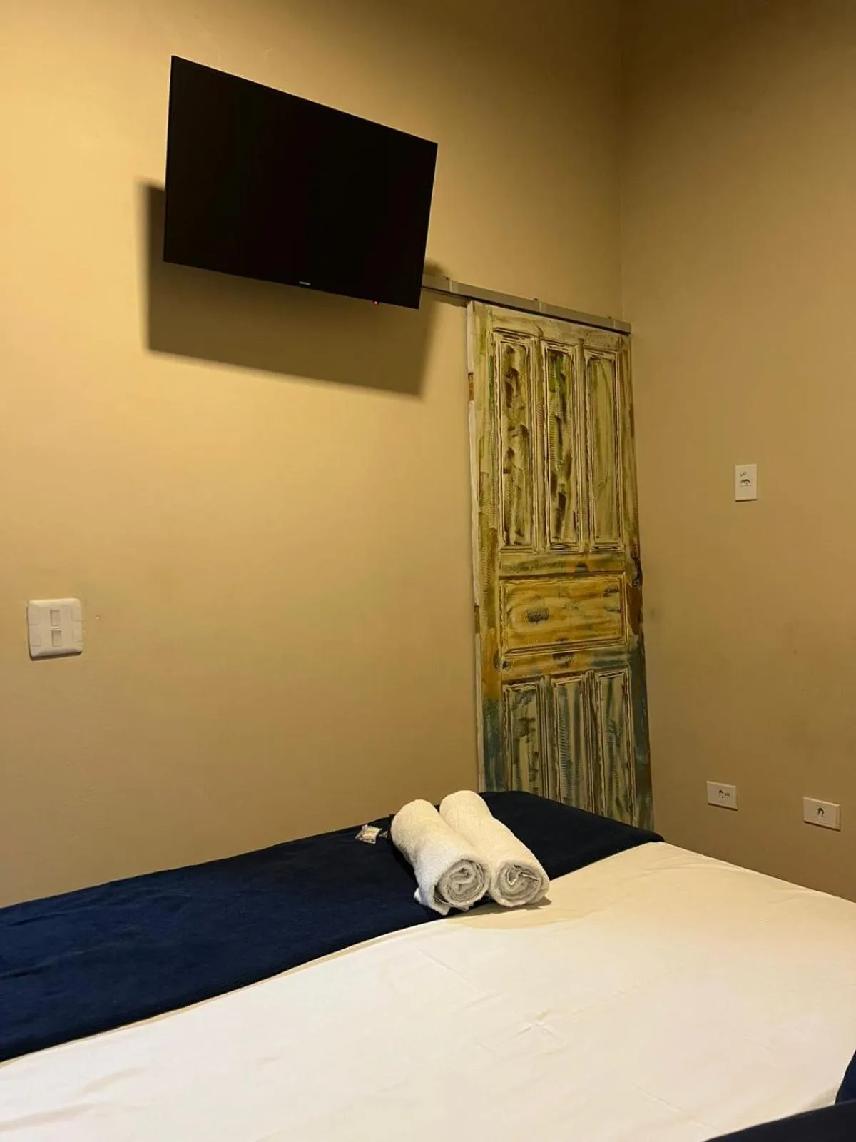 TV and multimedia, Bed in Pousada Casa Rosada Ilhabela