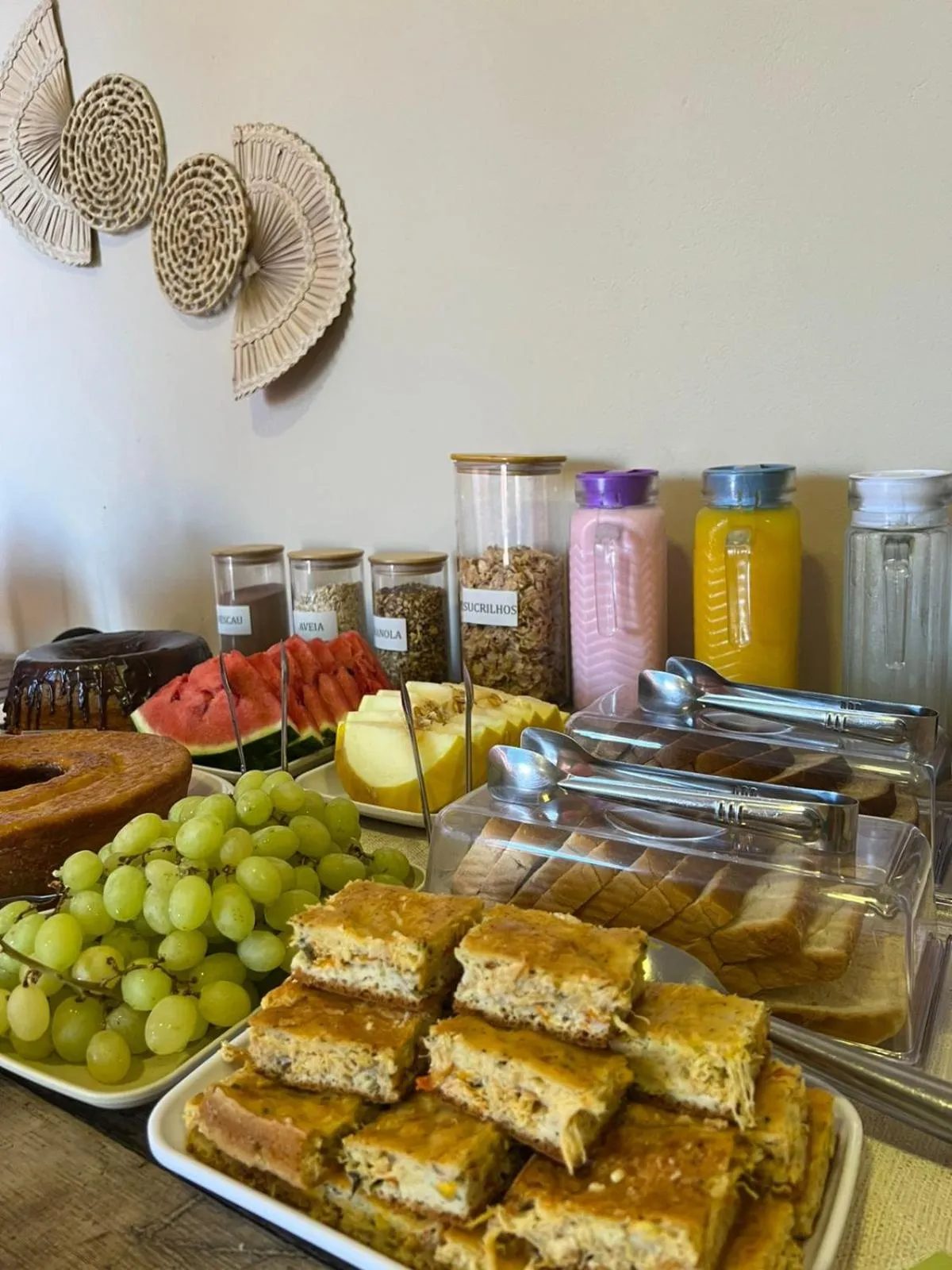 Breakfast in Pousada Casa Rosada Ilhabela
