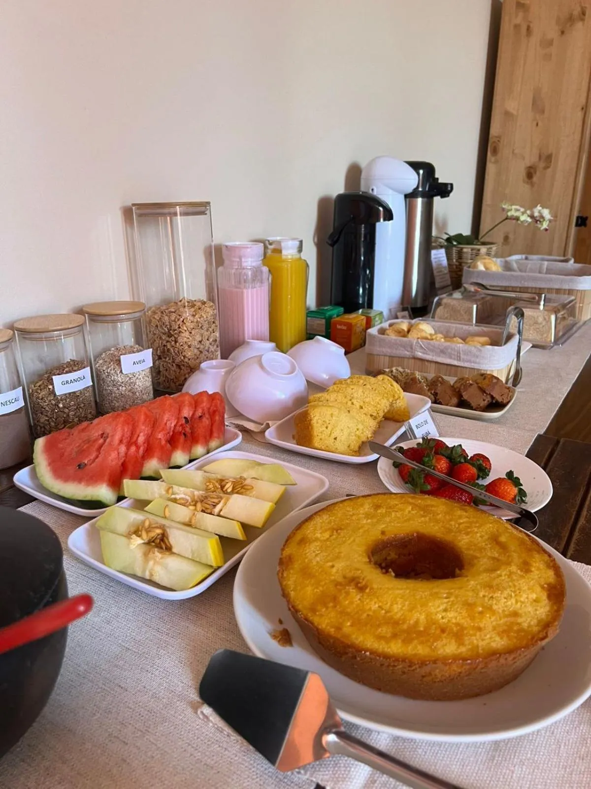 Breakfast in Pousada Casa Rosada Ilhabela