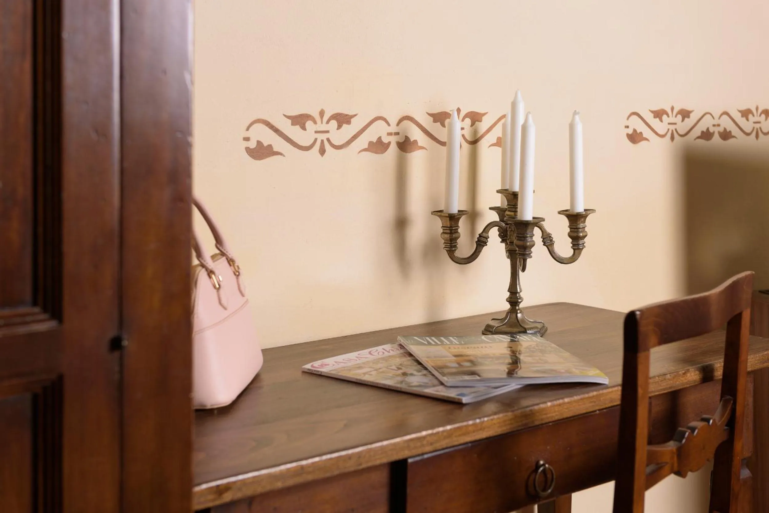 Decorative detail in Hotel Dei Capitani