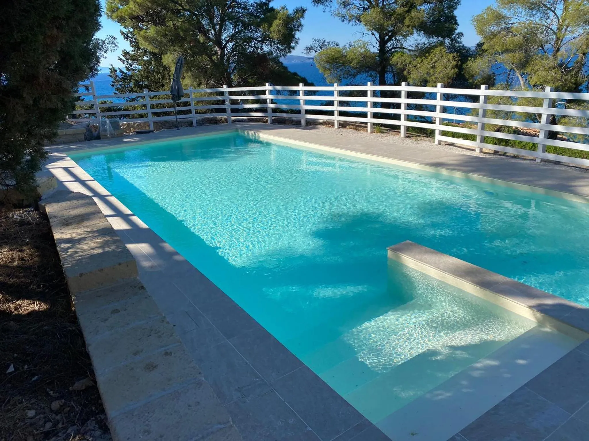 Swimming pool in Albergo Filippo II