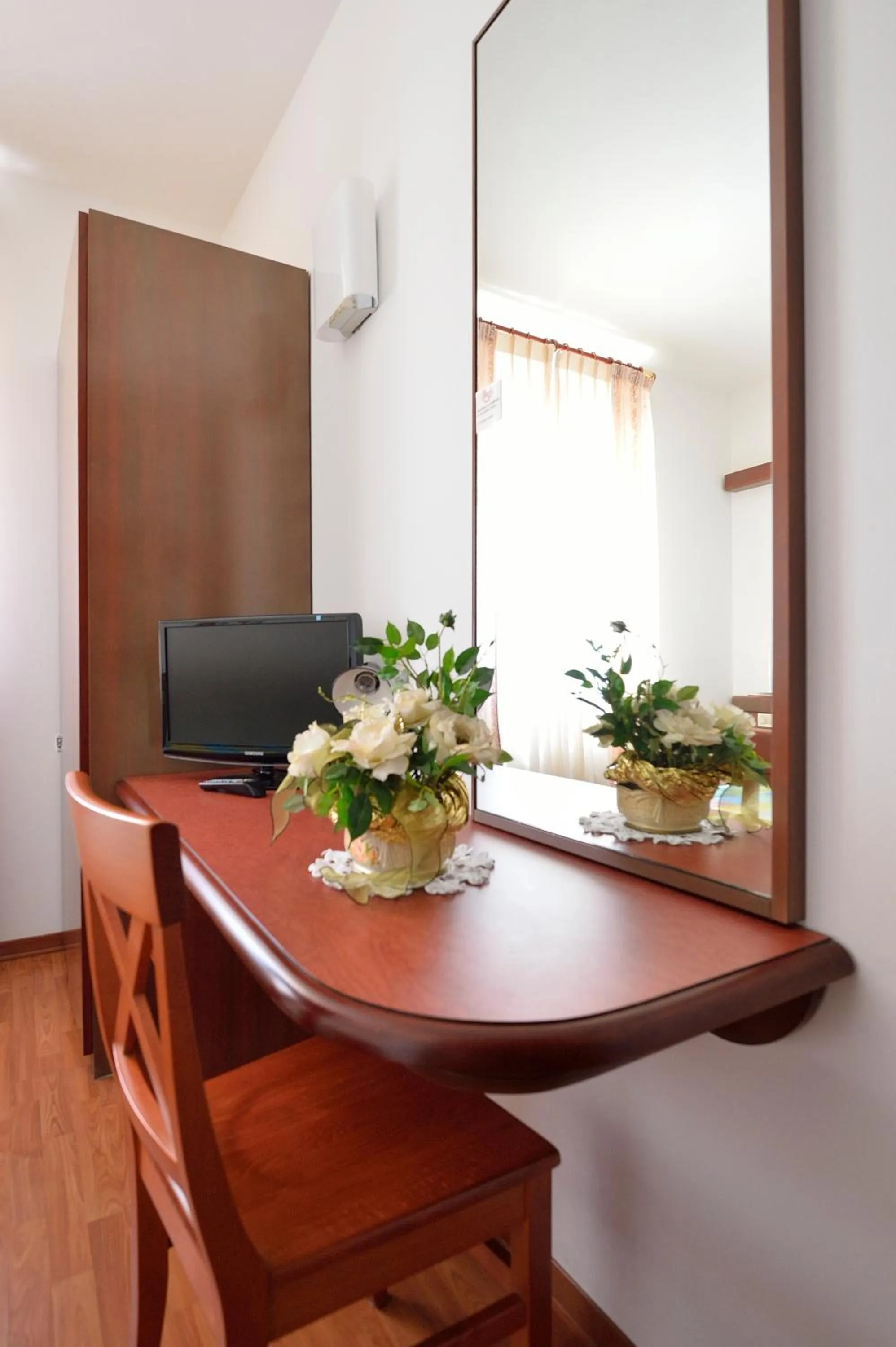 Decorative detail in Hotel Italia