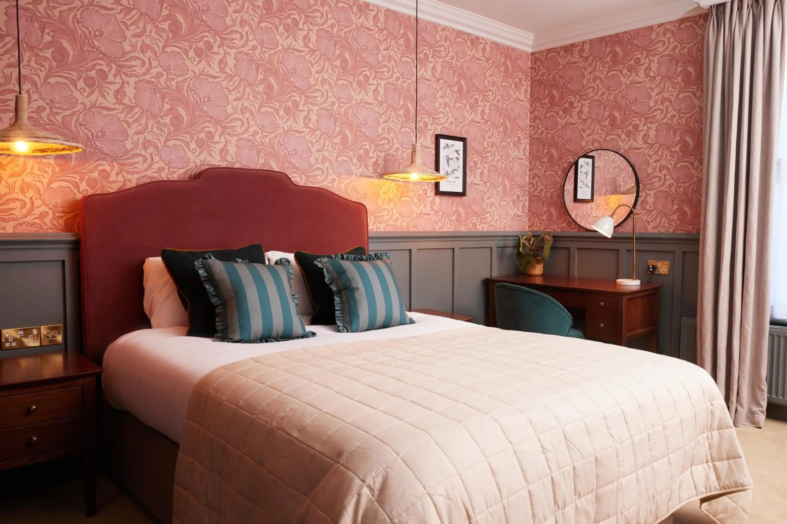 Bedroom, Bed in Dog and Partridge by Greene King Inns