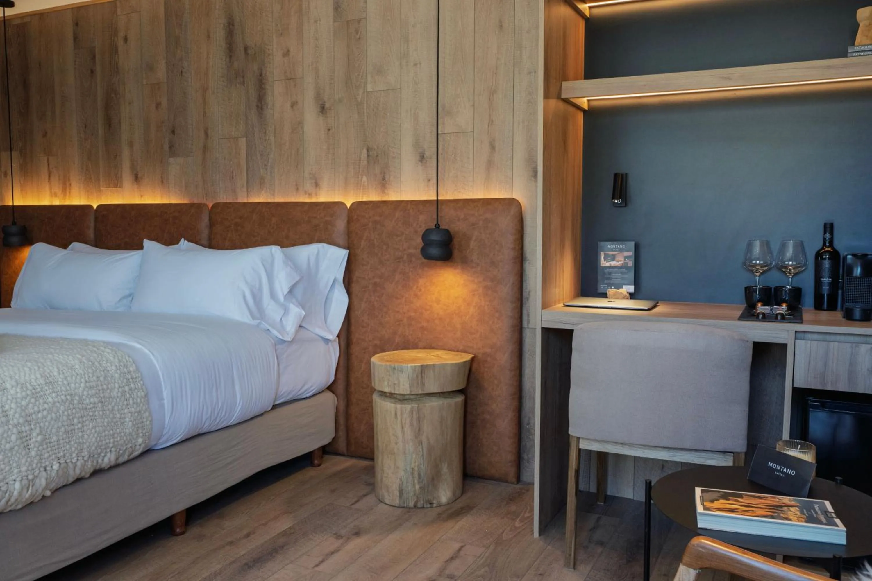 Bed in Montano Boutique Suites