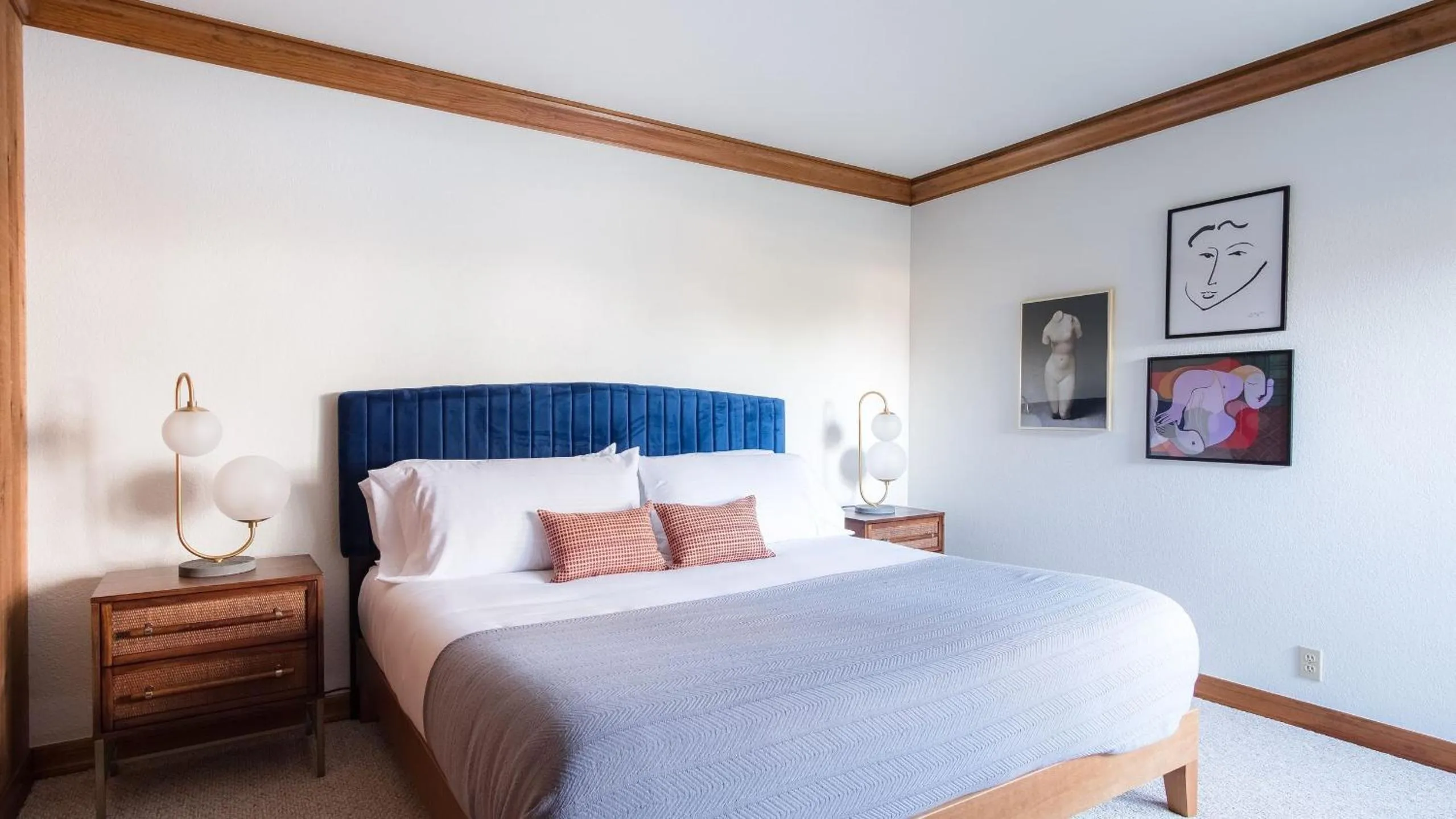 Other, Bed in Cathedral by AvantStay Charming Secluded Estate w Sauna Pool Table Views of the Rolling Hills