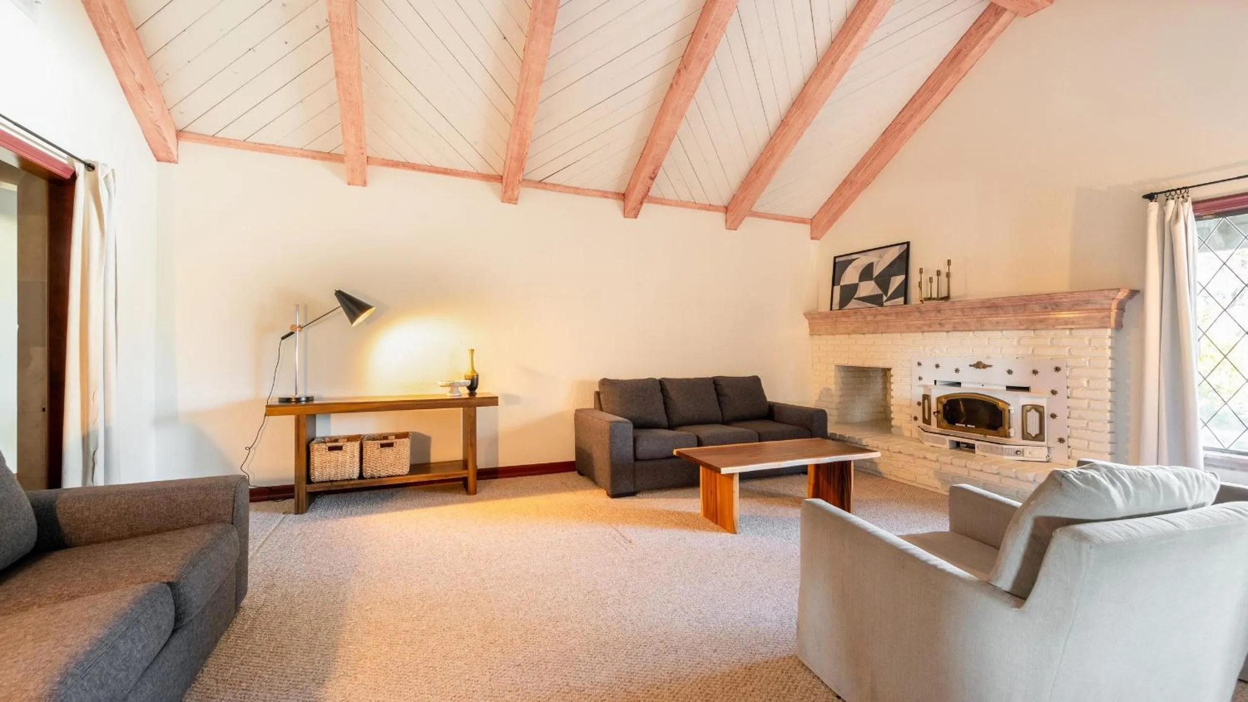 Other in Cathedral by AvantStay Charming Secluded Estate w Sauna Pool Table Views of the Rolling Hills