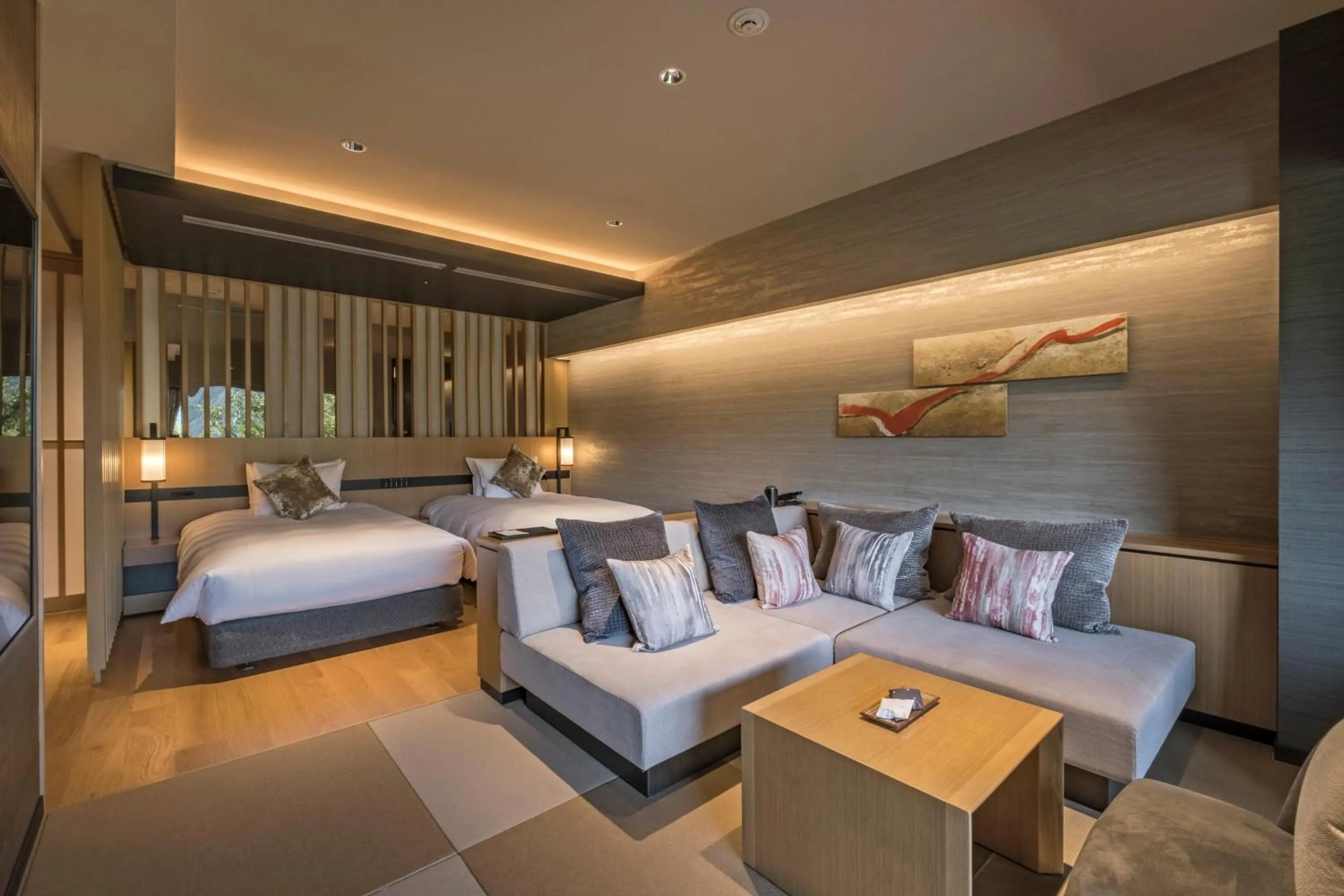 Photo of the whole room, Bed in Hakone Gora KARAKU