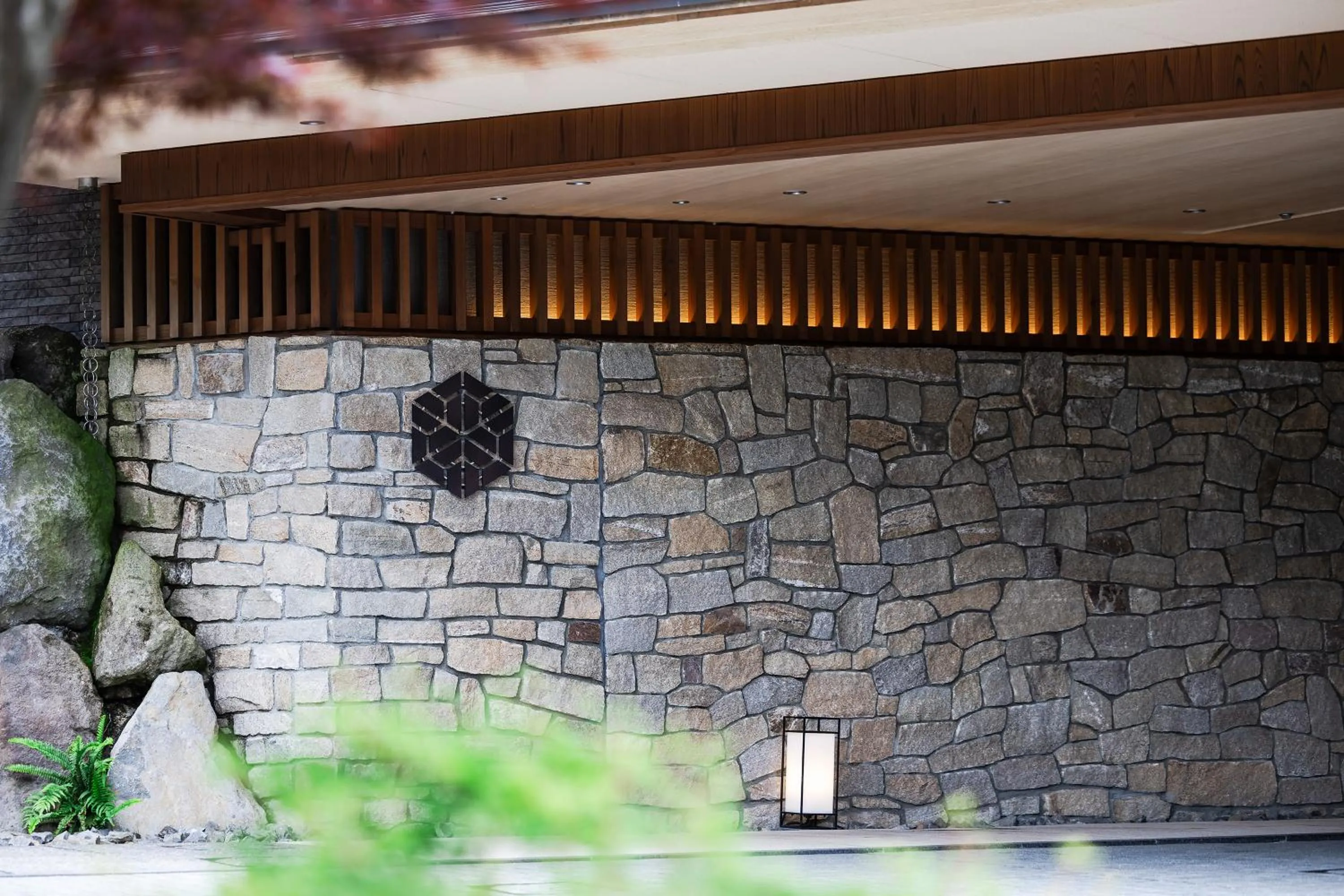 Property building in Hakone Gora KARAKU