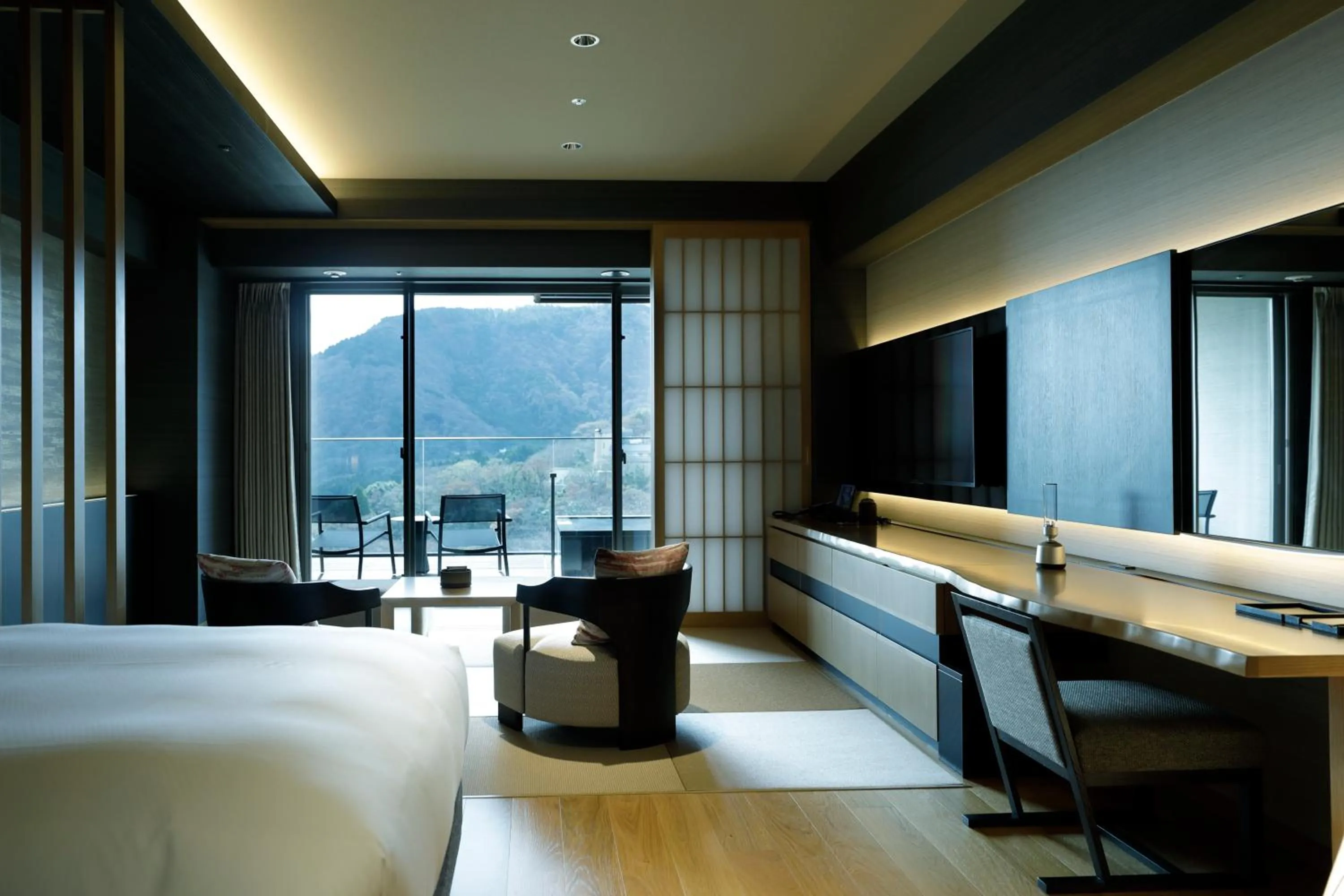 Photo of the whole room, Bed in Hakone Gora KARAKU