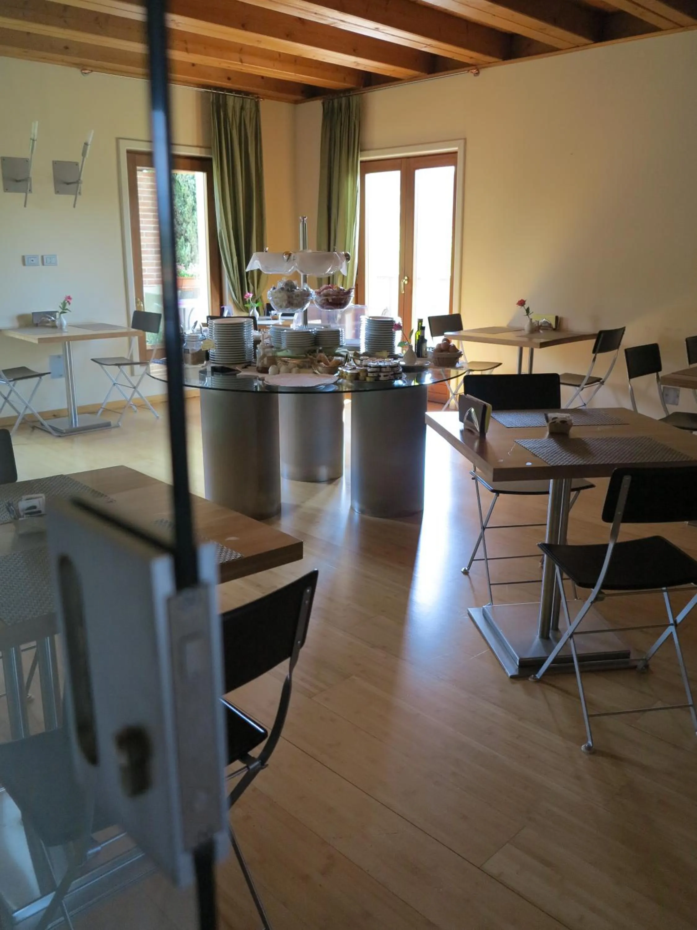 Restaurant/places to eat in Hotel Della Torre 1850