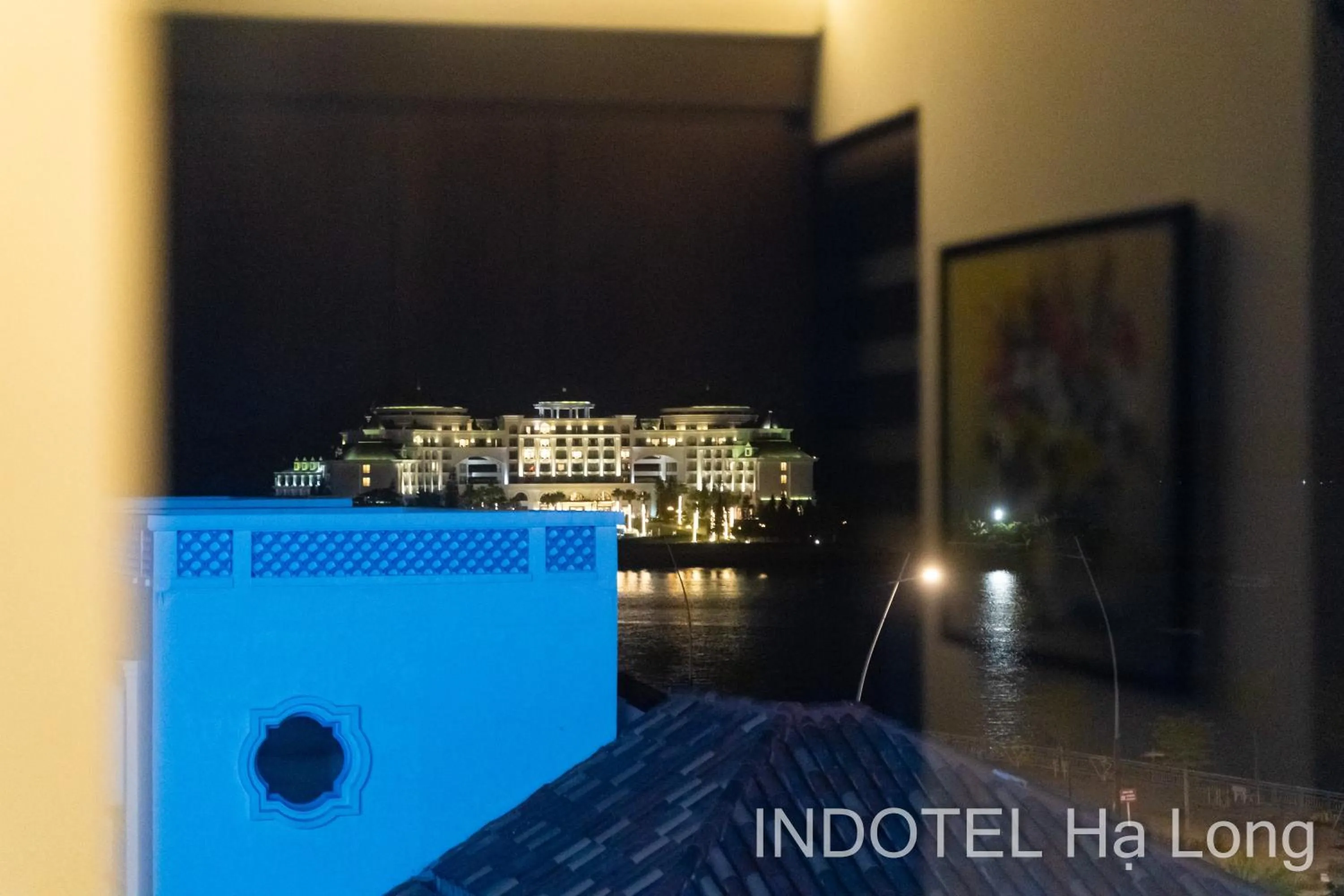Night in INDOTEL HALONG HOTEL