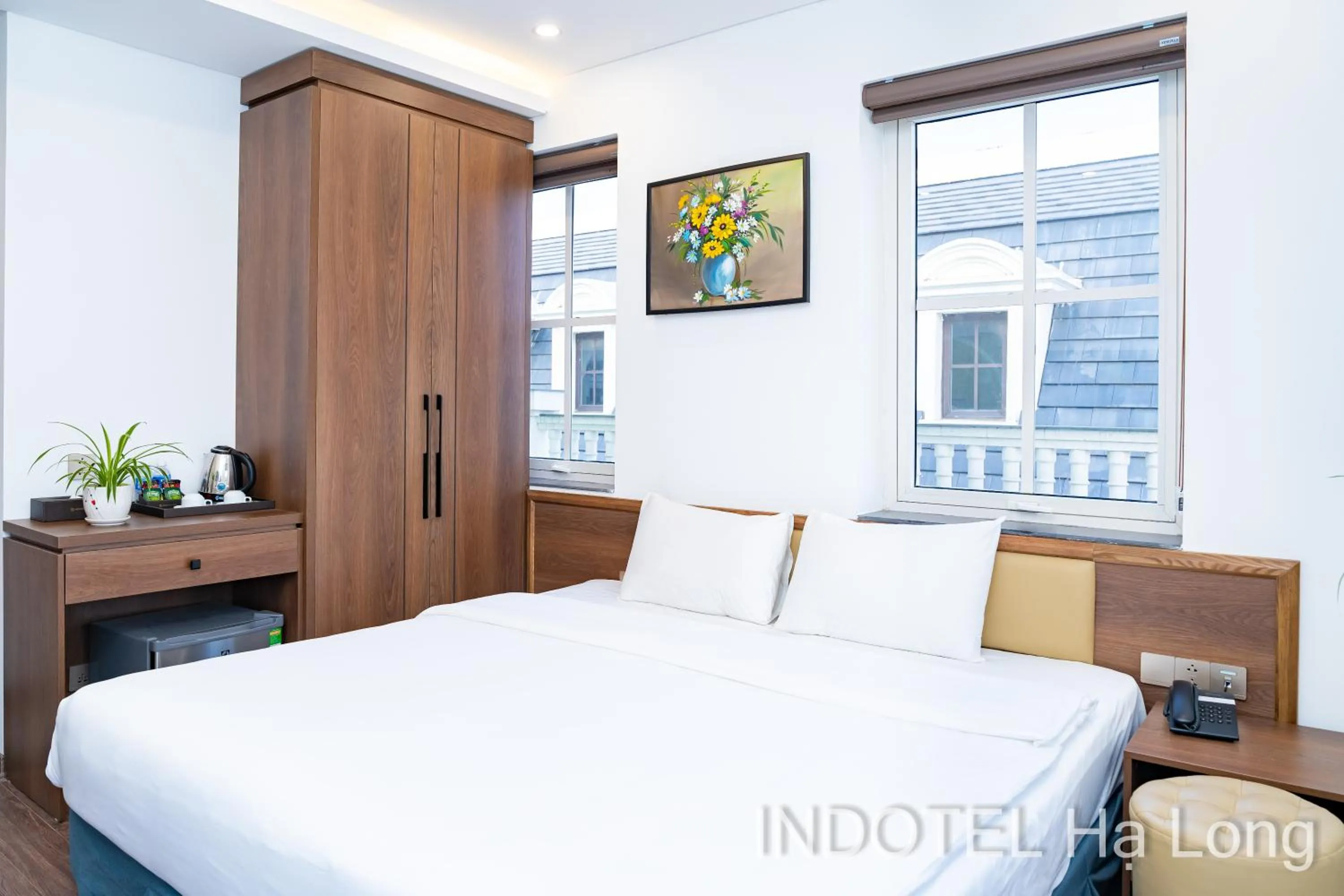 Bed in INDOTEL HALONG HOTEL