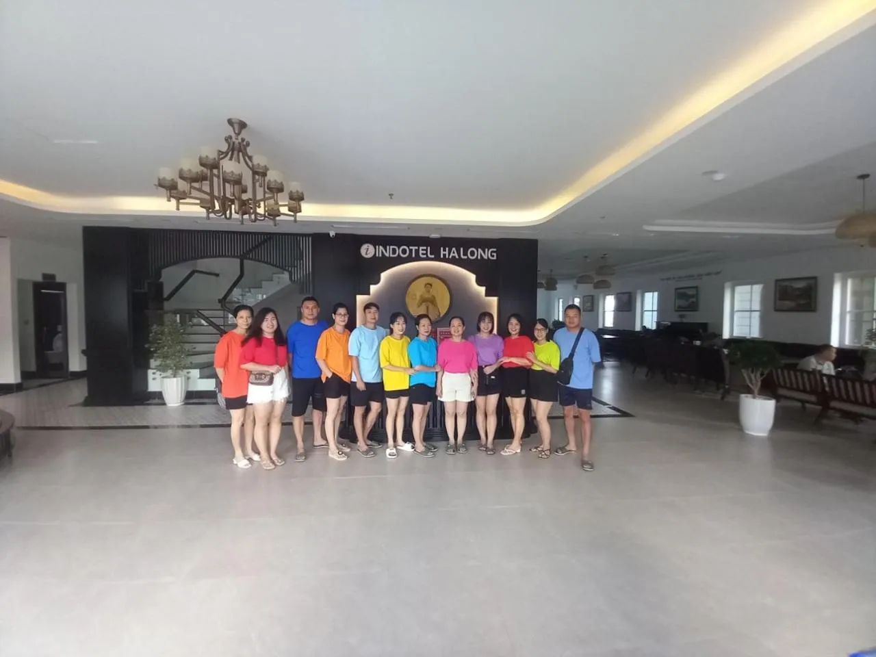 People in INDOTEL HALONG HOTEL