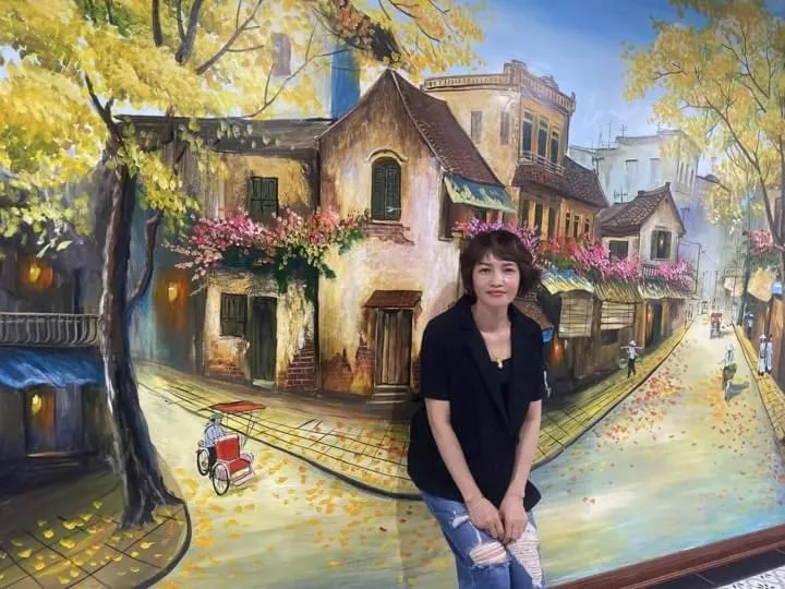 group of guests in INDOTEL HALONG HOTEL