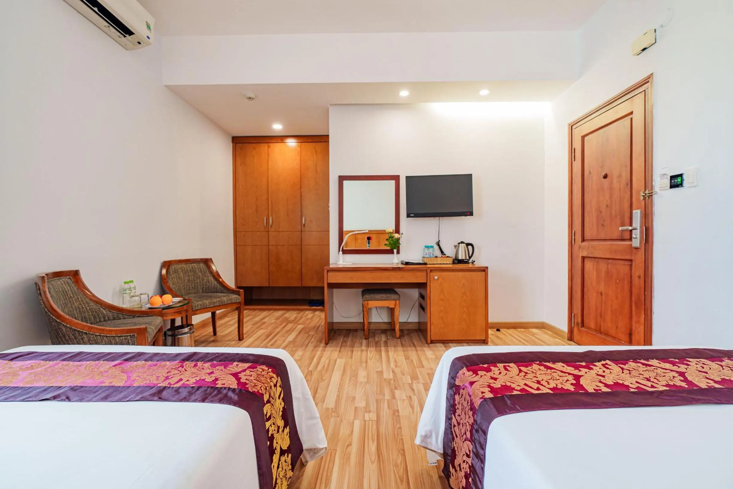 TV and multimedia in T78 Hotel Managed by Nha khach T78