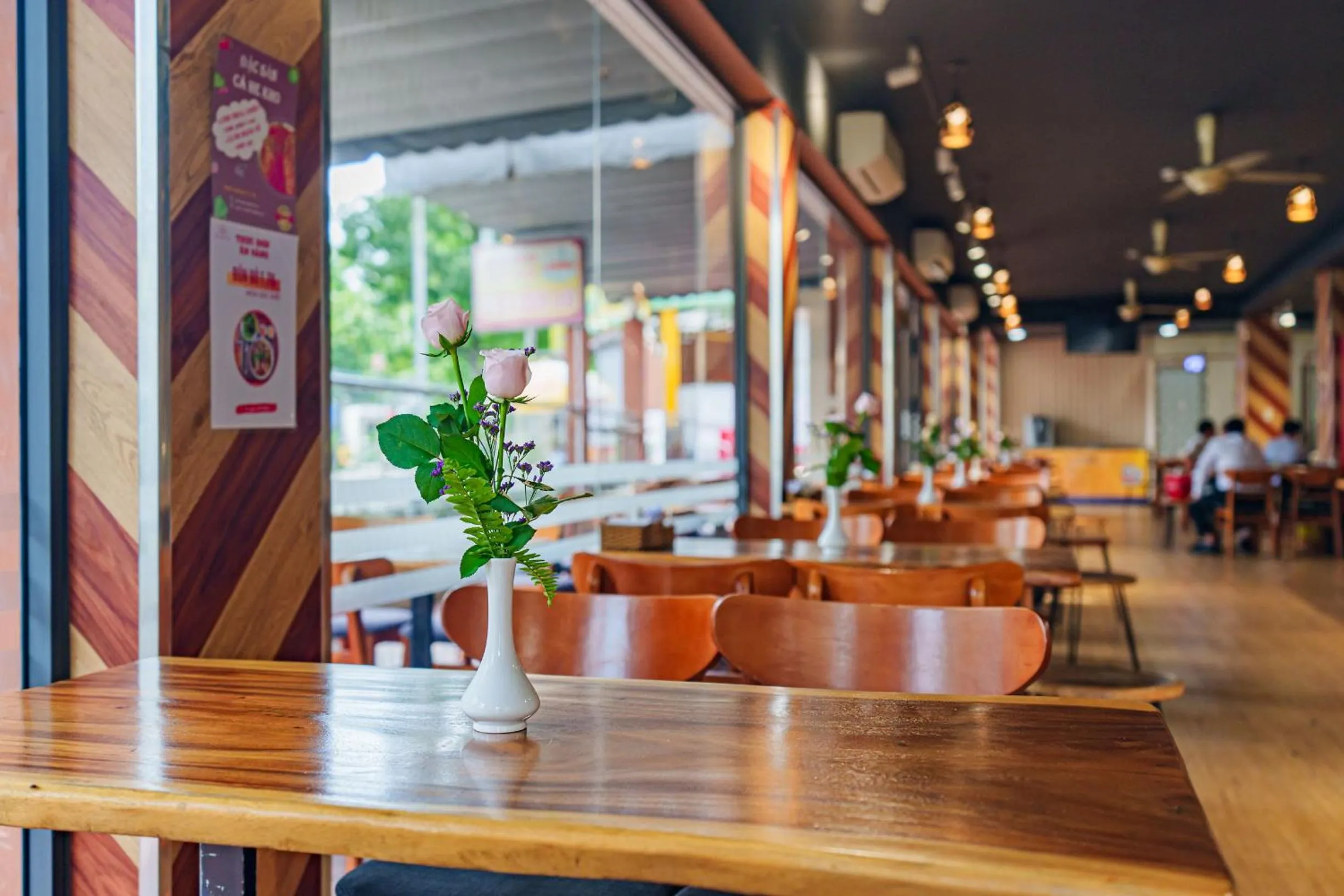 Restaurant/places to eat in T78 Hotel Managed by Nha khach T78