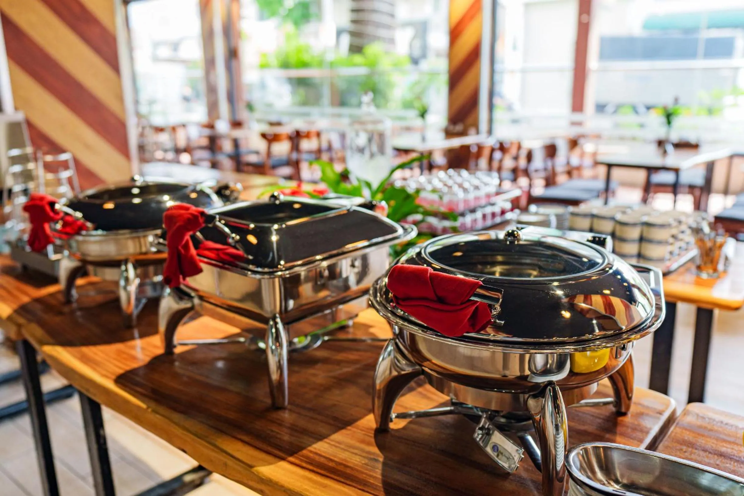 Restaurant/places to eat in T78 Hotel Managed by Nha khach T78