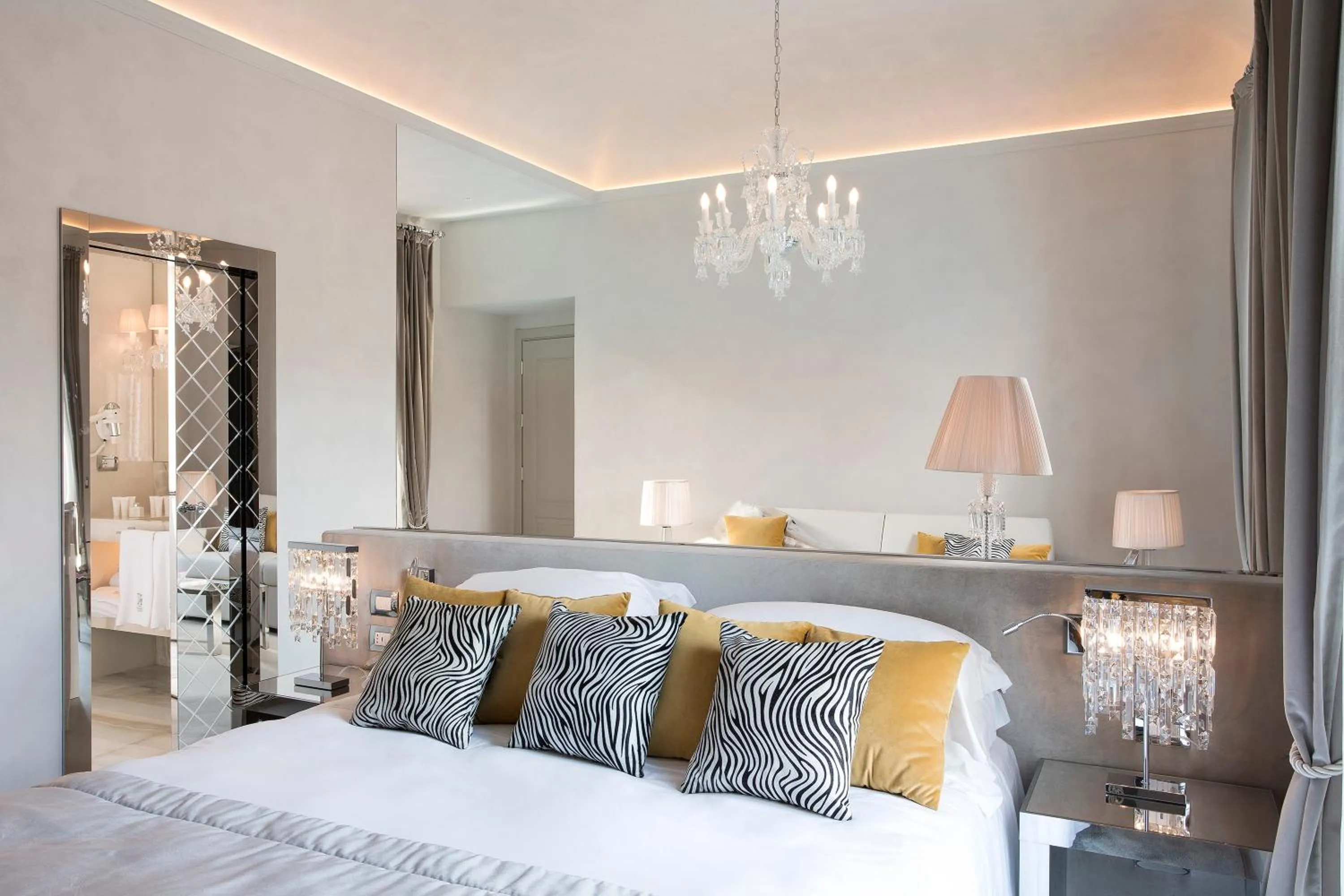 Bedroom, Bed in Palazzo Nainer