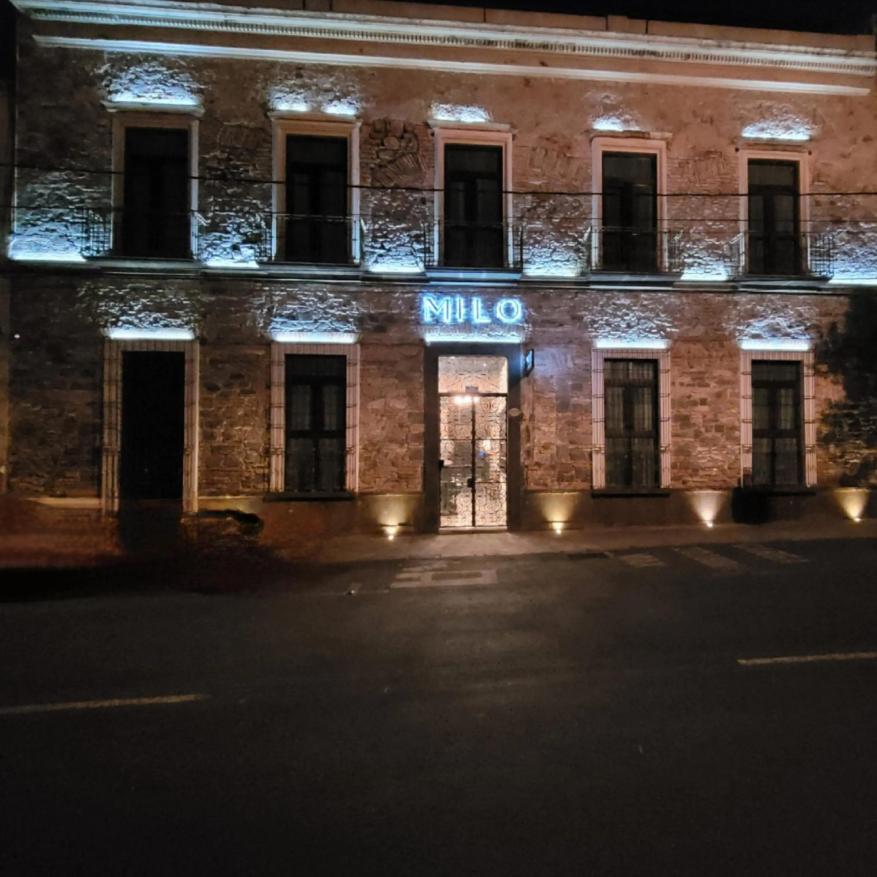 Milo Collection Hotel